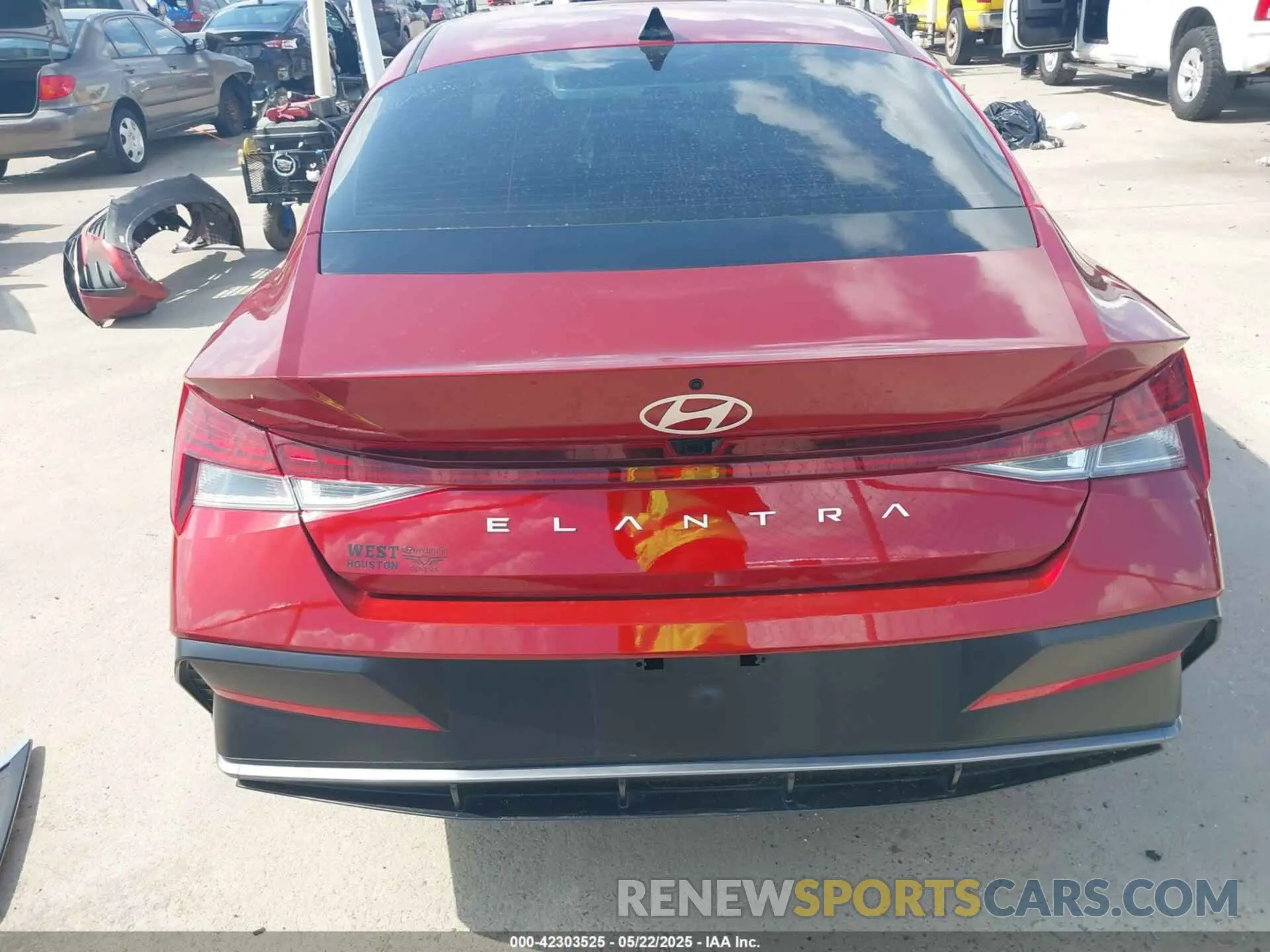 17 Photograph of a damaged car KMHLS4DG1RU824855 HYUNDAI ELANTRA 2024