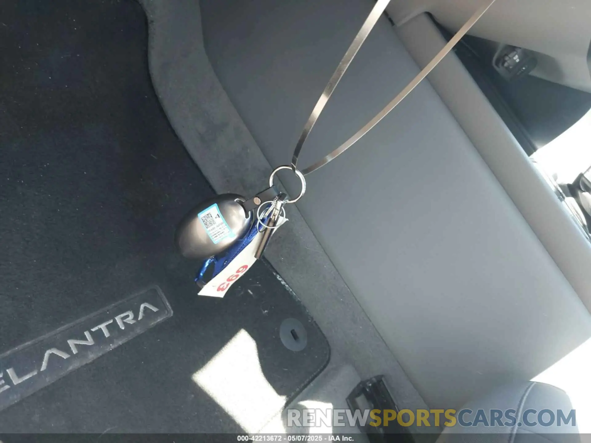 11 Photograph of a damaged car KMHLS4DG1RU836374 HYUNDAI ELANTRA 2024