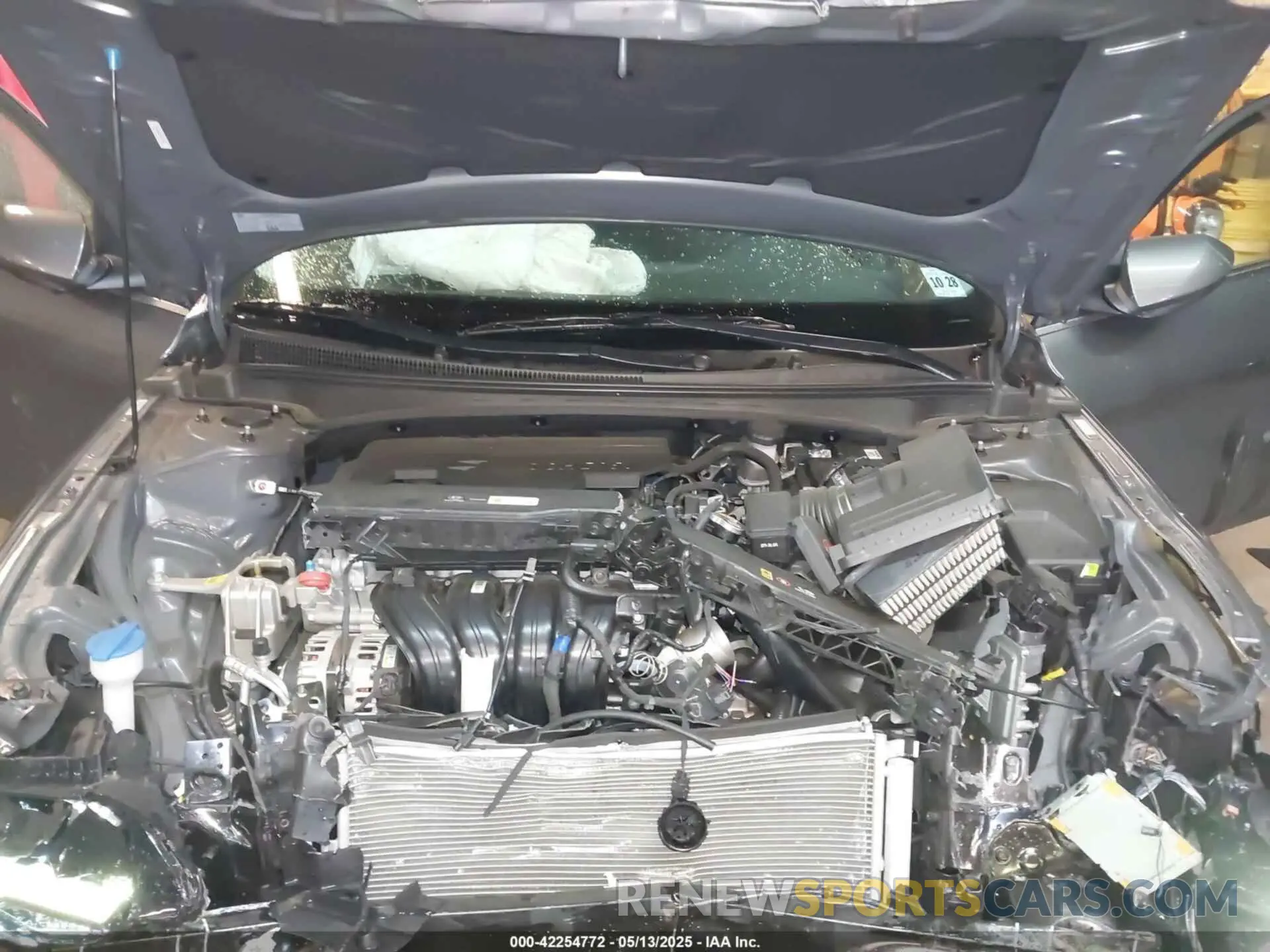 10 Photograph of a damaged car KMHLS4DG2RU644610 HYUNDAI ELANTRA 2024