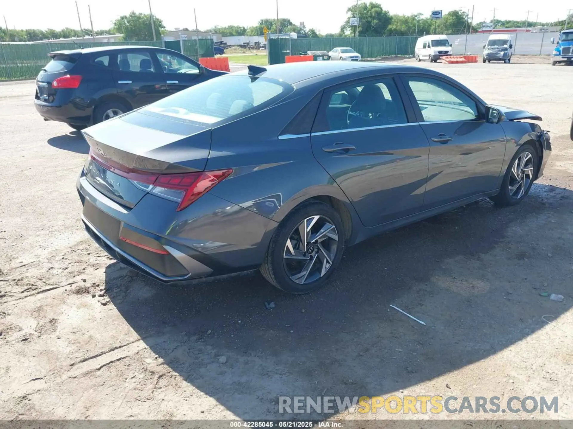 4 Photograph of a damaged car KMHLS4DG2RU724506 HYUNDAI ELANTRA 2024