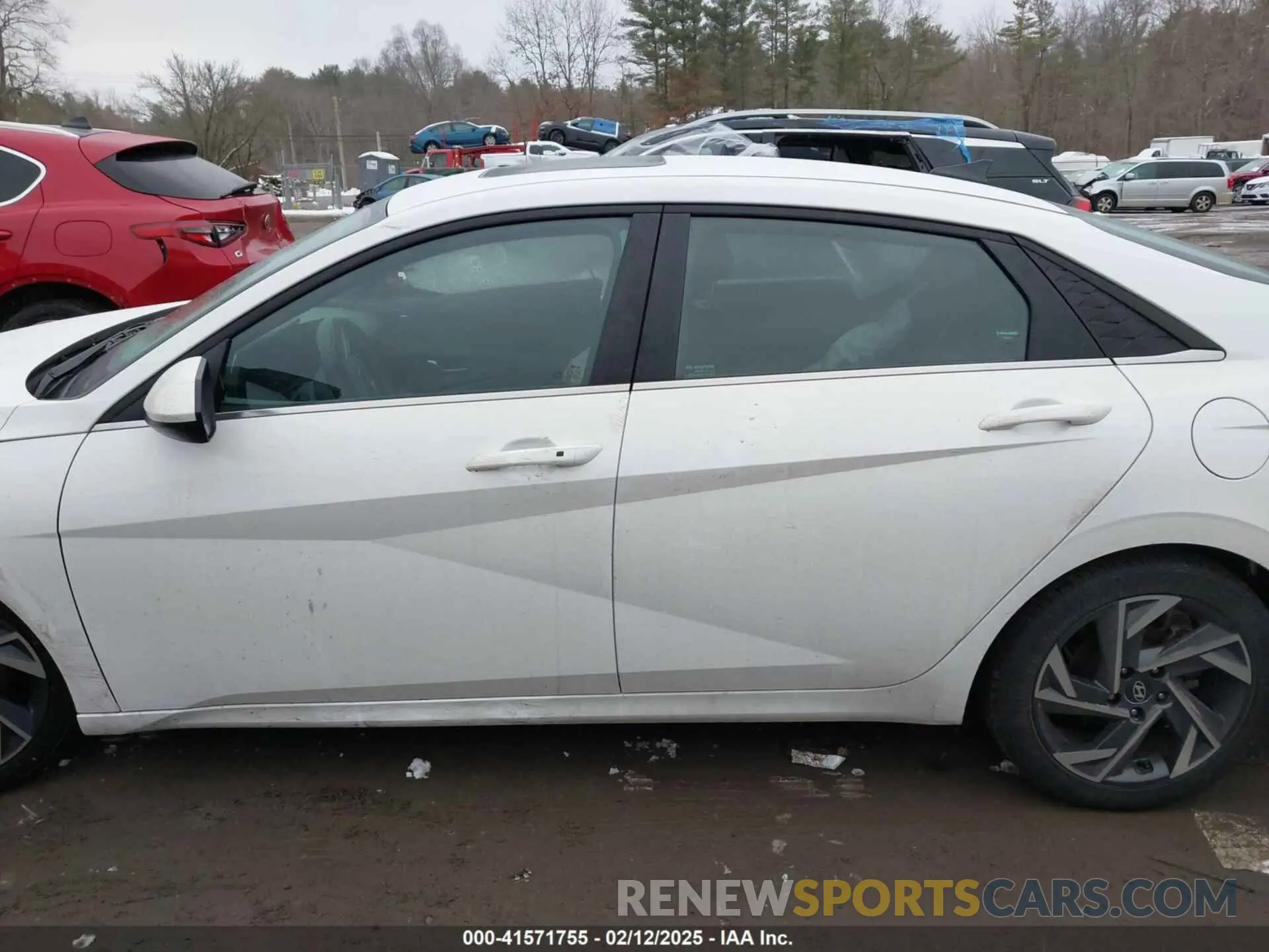 14 Photograph of a damaged car KMHLS4DG3RU664395 HYUNDAI ELANTRA 2024