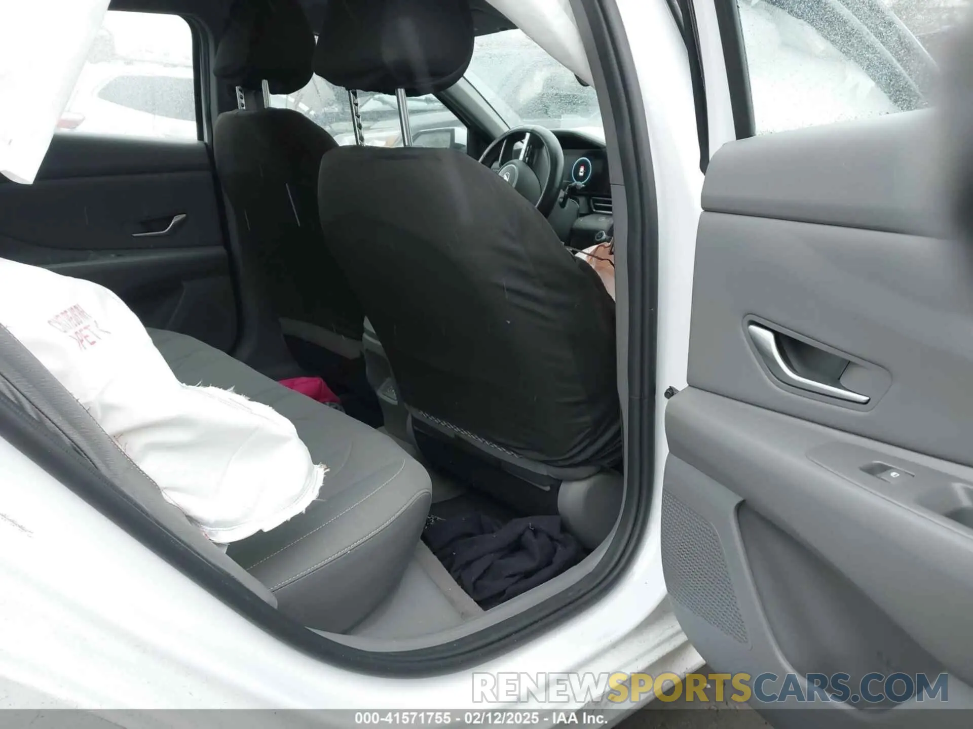 8 Photograph of a damaged car KMHLS4DG3RU664395 HYUNDAI ELANTRA 2024