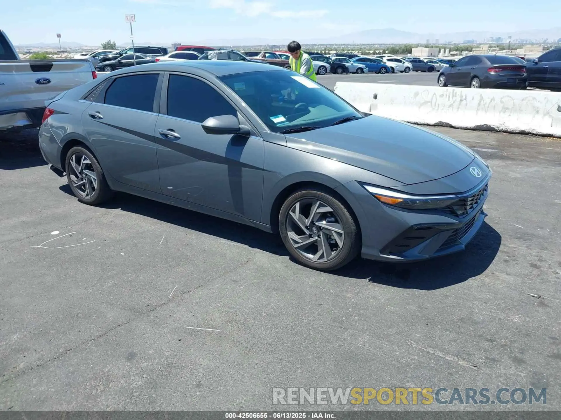 1 Photograph of a damaged car KMHLS4DG3RU795634 HYUNDAI ELANTRA 2024