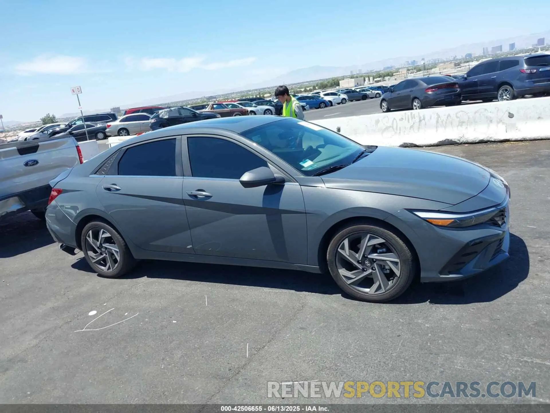 13 Photograph of a damaged car KMHLS4DG3RU795634 HYUNDAI ELANTRA 2024