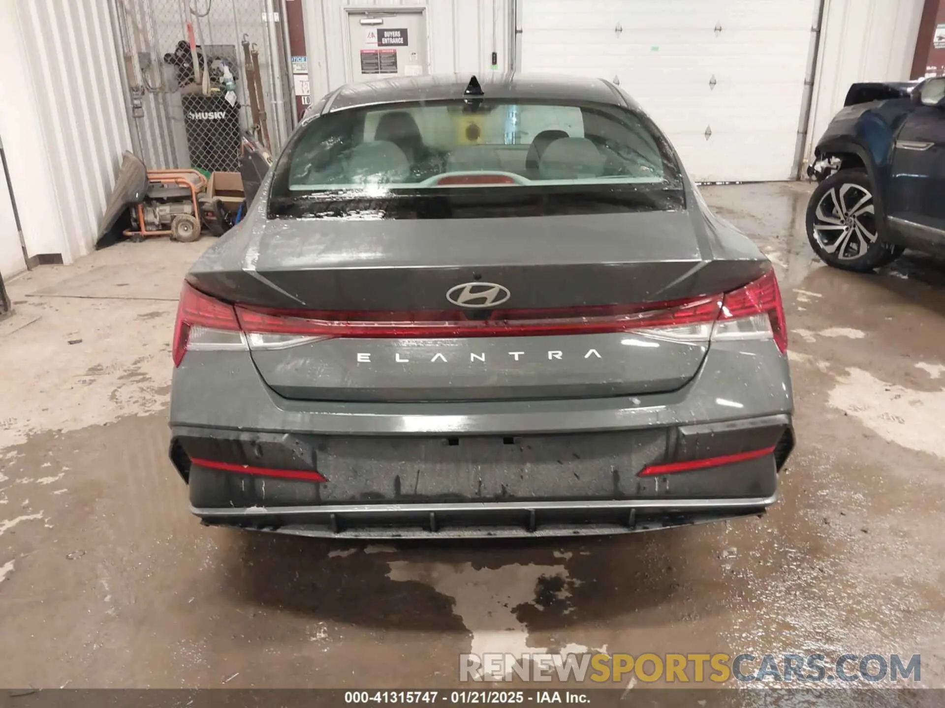 17 Photograph of a damaged car KMHLS4DG4RU654717 HYUNDAI ELANTRA 2024