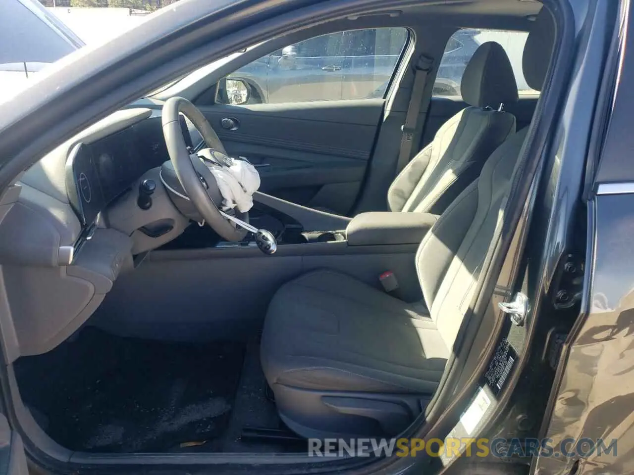 7 Photograph of a damaged car KMHLS4DG4RU676541 HYUNDAI ELANTRA 2024
