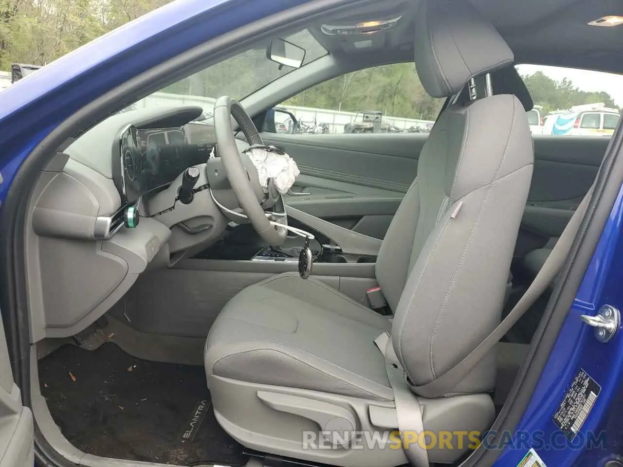 7 Photograph of a damaged car KMHLS4DG4RU701051 HYUNDAI ELANTRA 2024