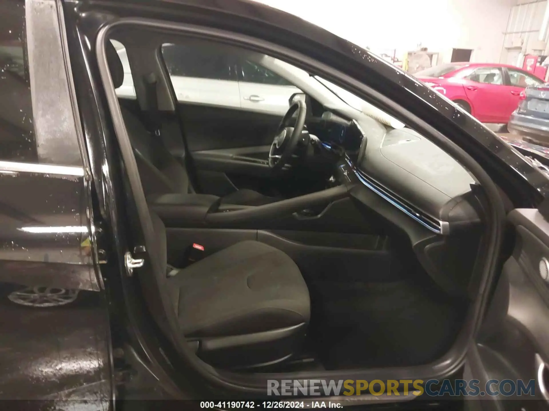 5 Photograph of a damaged car KMHLS4DG4RU753926 HYUNDAI ELANTRA 2024