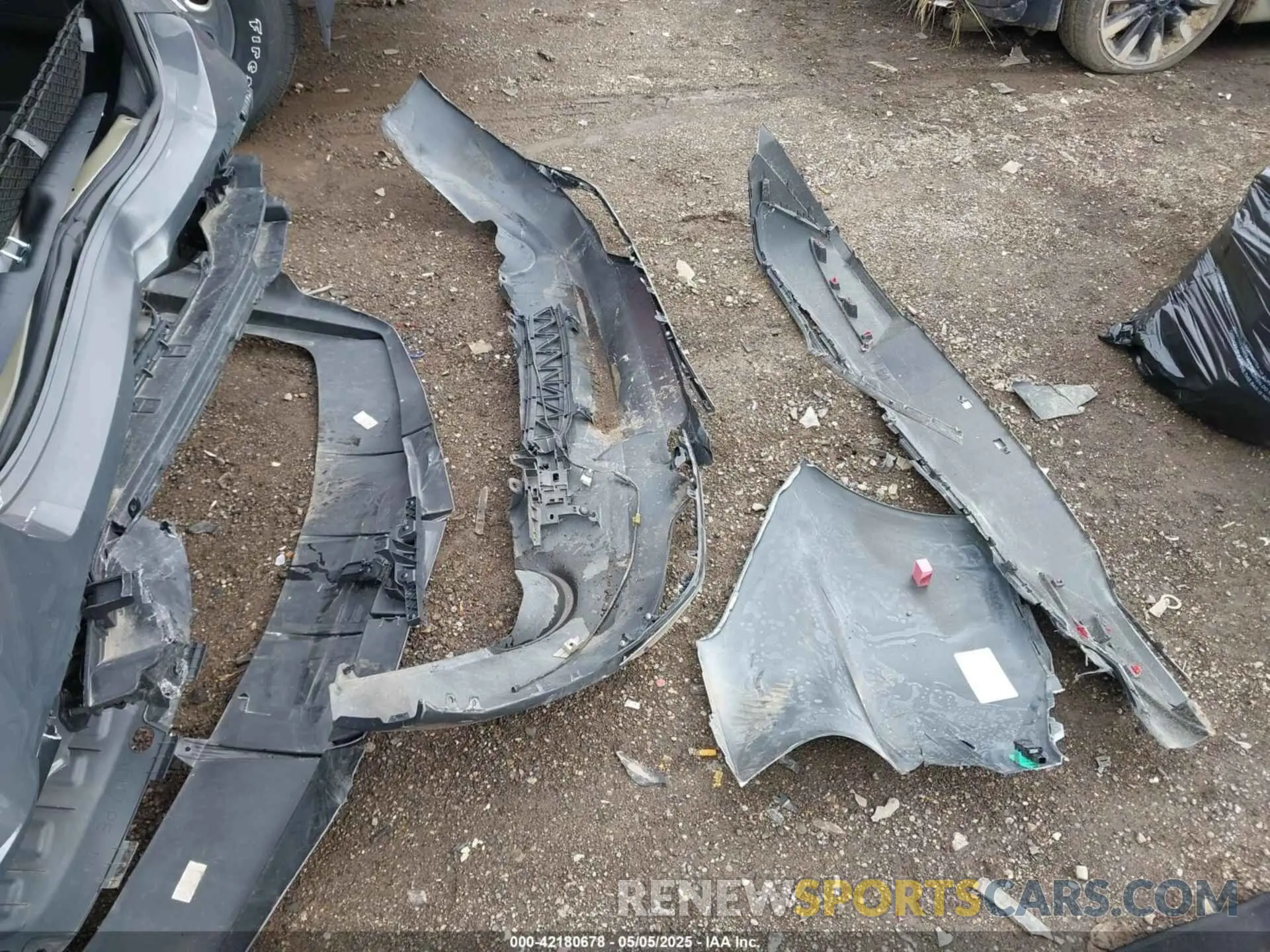 12 Photograph of a damaged car KMHLS4DG4RU764439 HYUNDAI ELANTRA 2024
