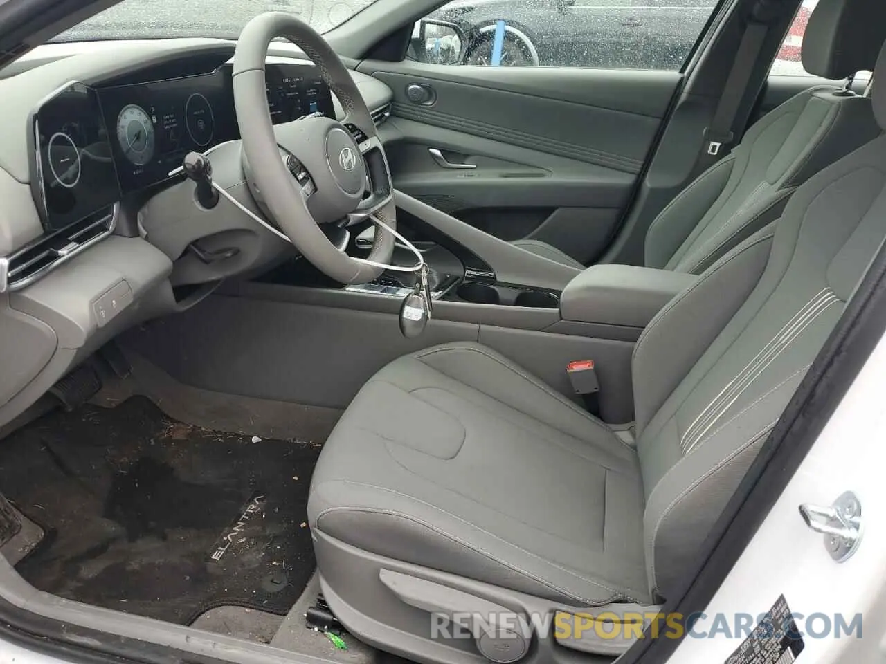 7 Photograph of a damaged car KMHLS4DG4RU851886 HYUNDAI ELANTRA 2024