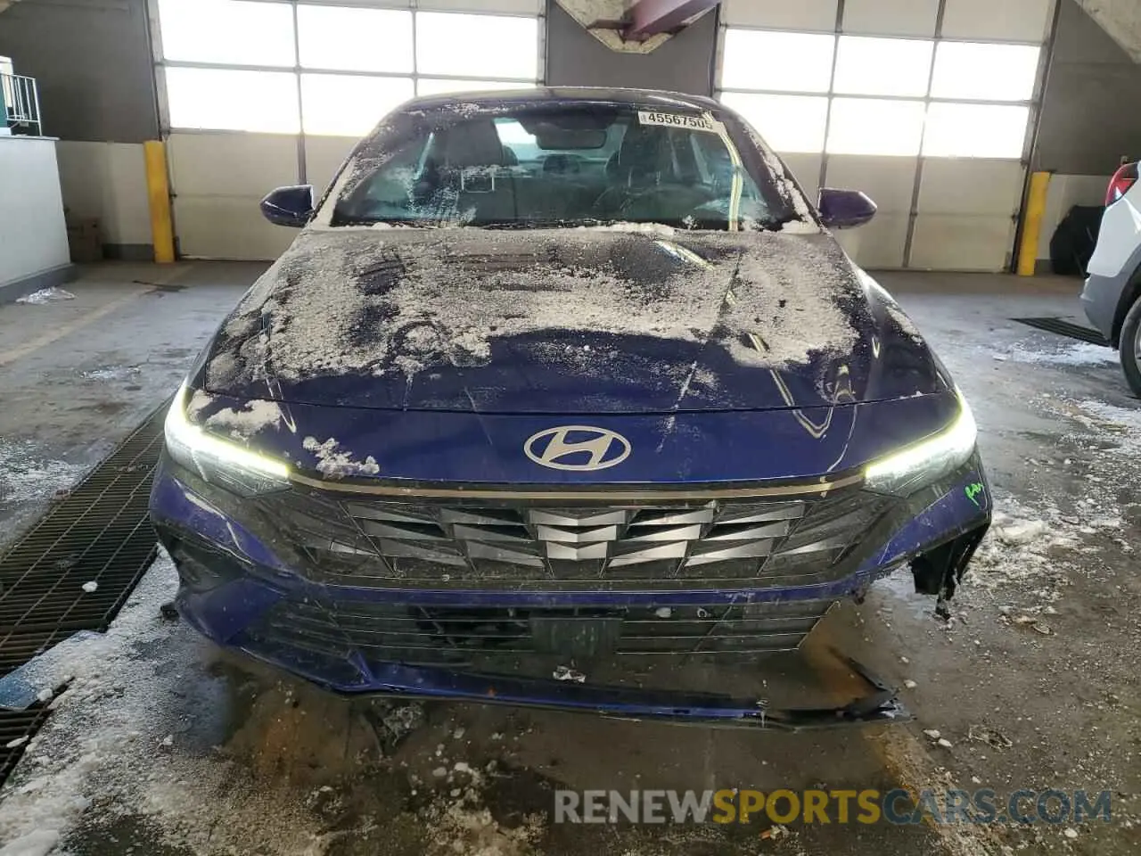 5 Photograph of a damaged car KMHLS4DG5RU718960 HYUNDAI ELANTRA 2024