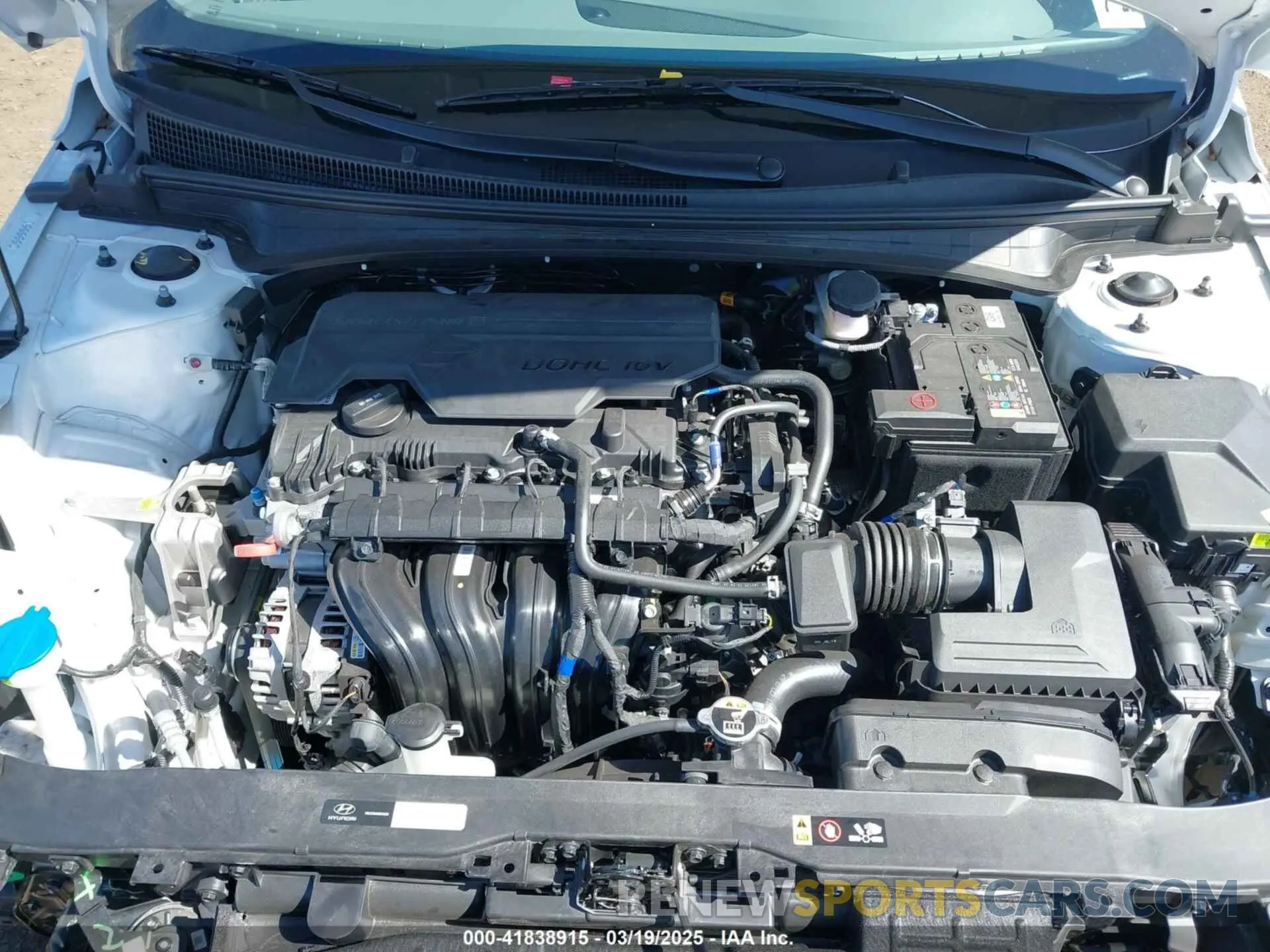 10 Photograph of a damaged car KMHLS4DG5RU764563 HYUNDAI ELANTRA 2024