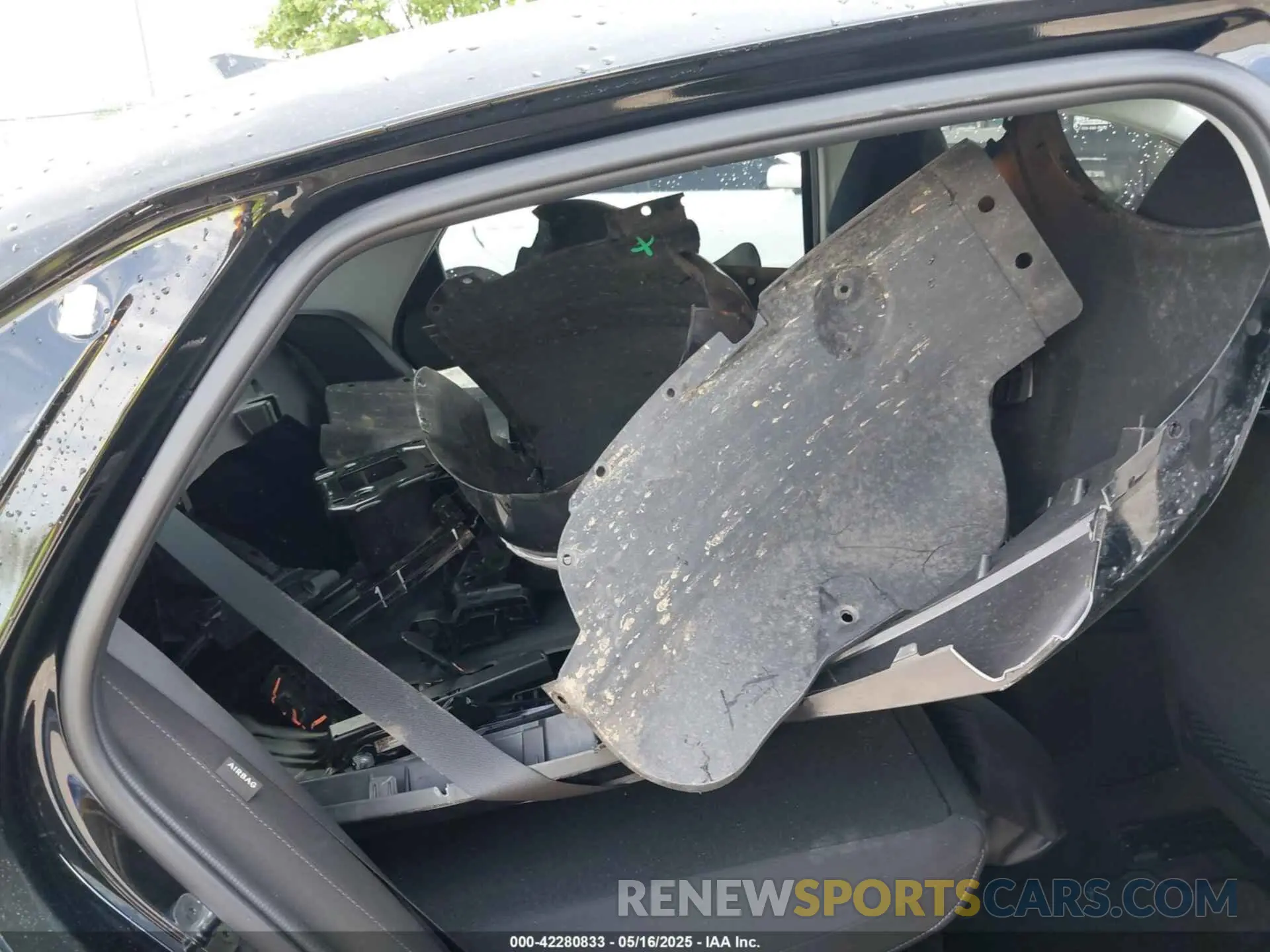 12 Photograph of a damaged car KMHLS4DG6RU655559 HYUNDAI ELANTRA 2024