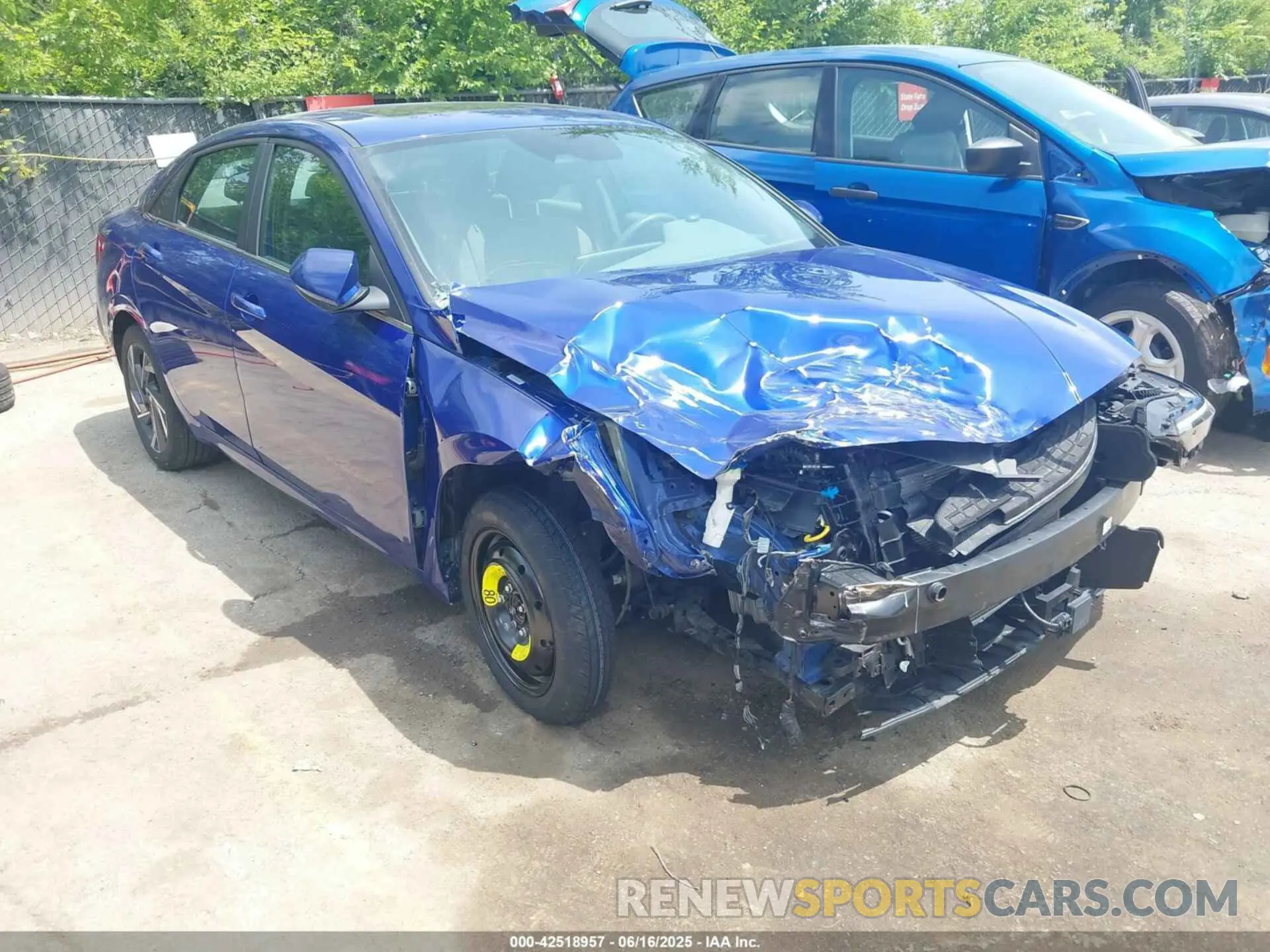 1 Photograph of a damaged car KMHLS4DG6RU701049 HYUNDAI ELANTRA 2024