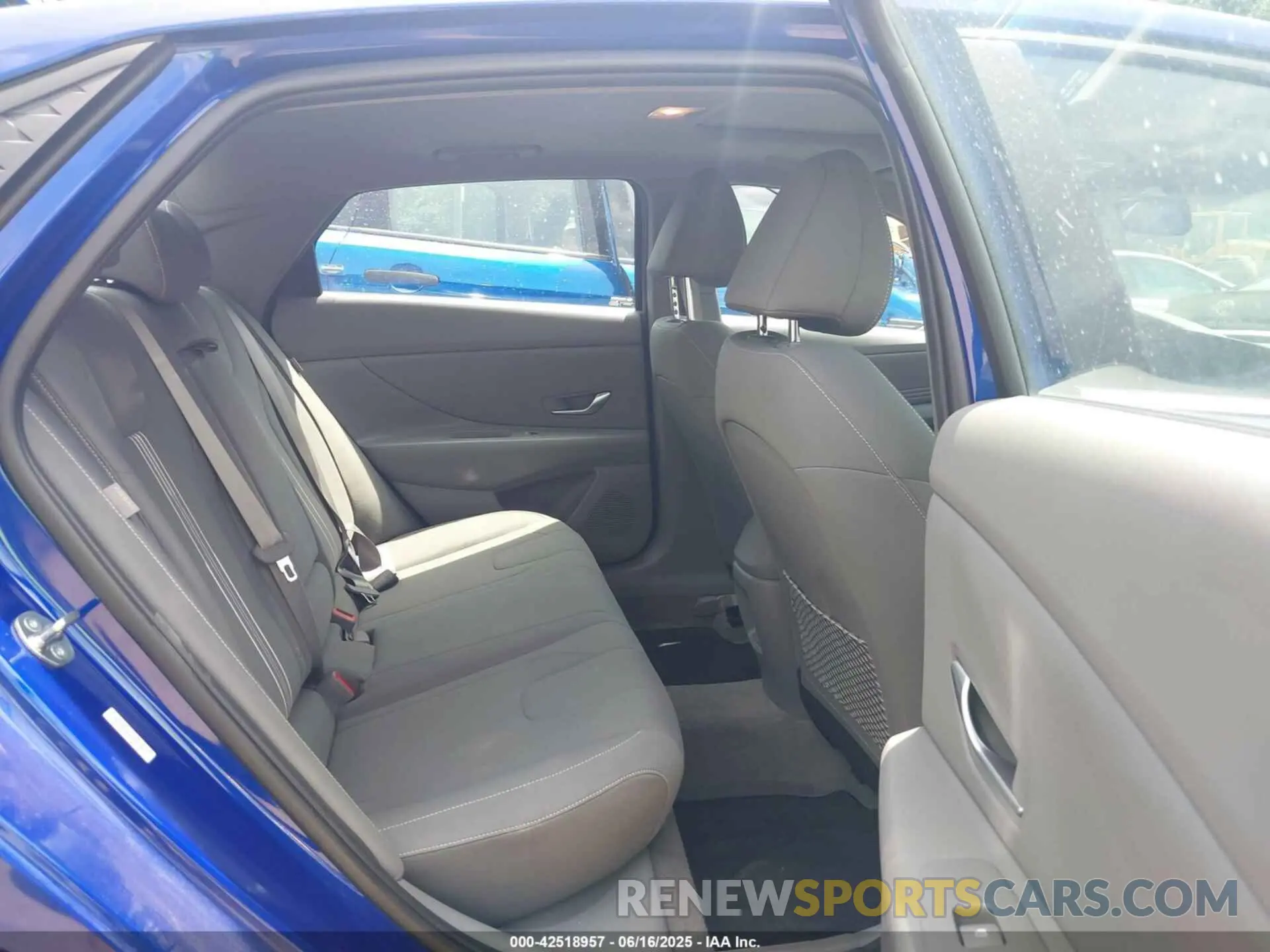 8 Photograph of a damaged car KMHLS4DG6RU701049 HYUNDAI ELANTRA 2024