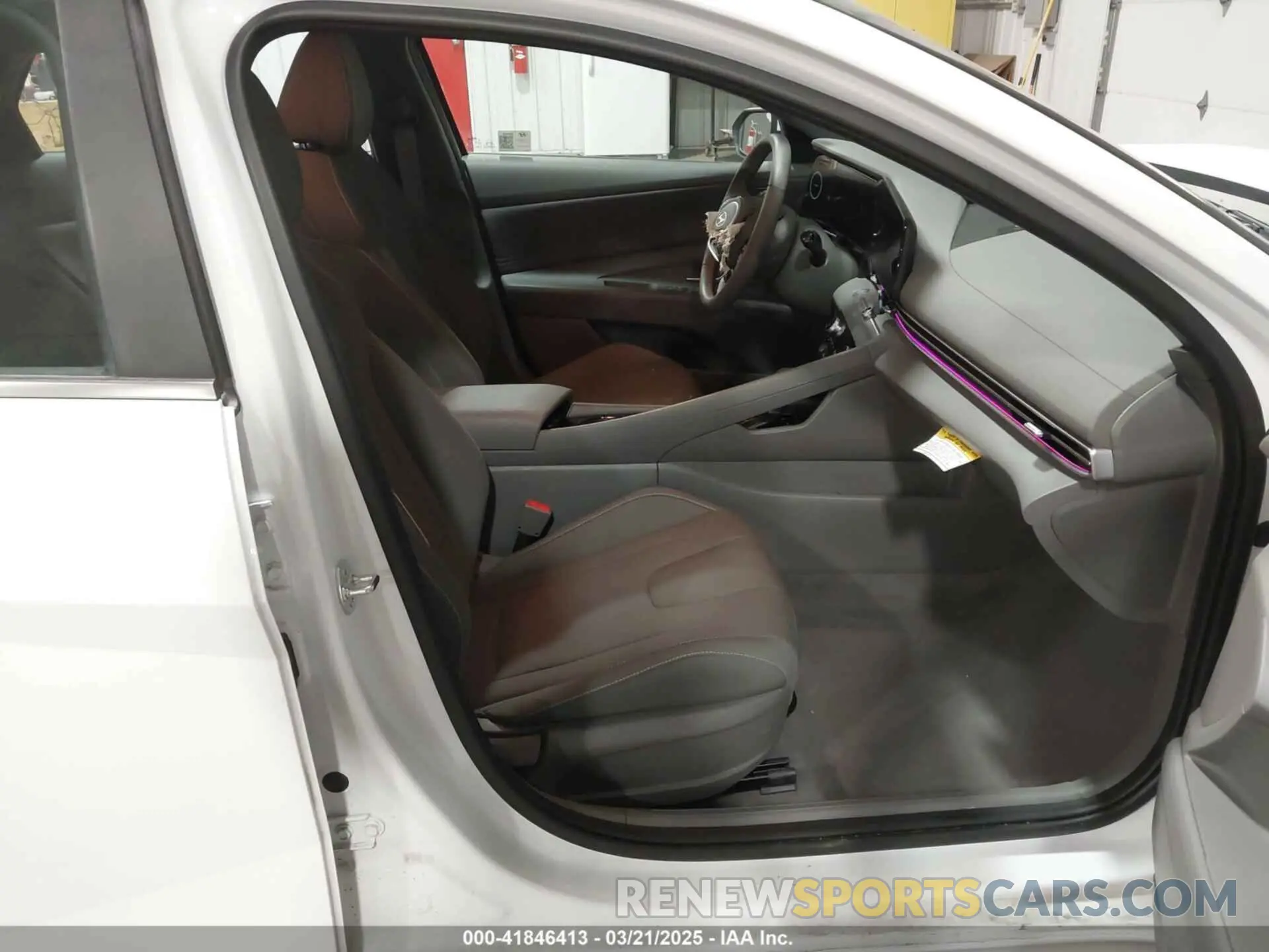 5 Photograph of a damaged car KMHLS4DG6RU770355 HYUNDAI ELANTRA 2024