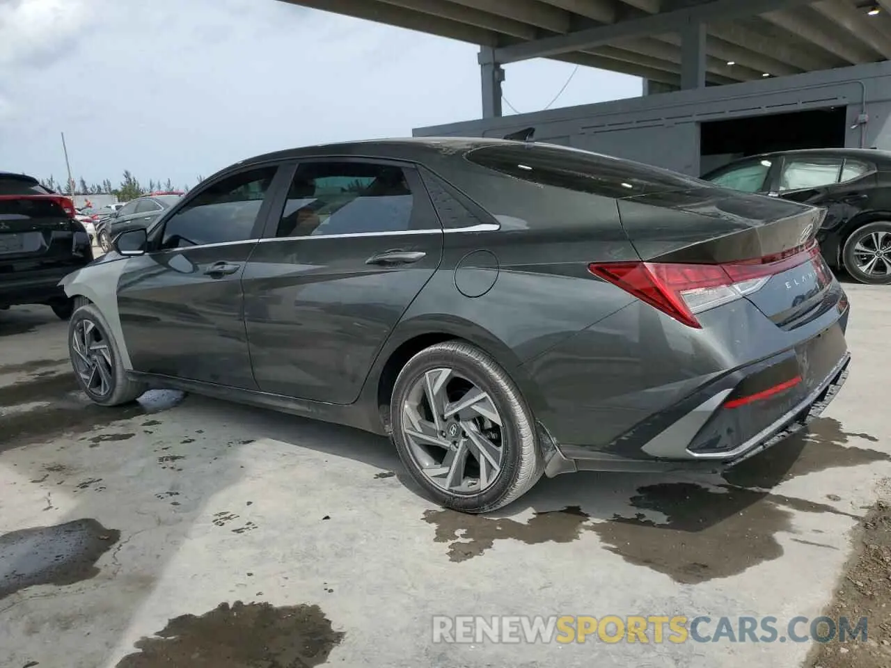 2 Photograph of a damaged car KMHLS4DG6RU805105 HYUNDAI ELANTRA 2024