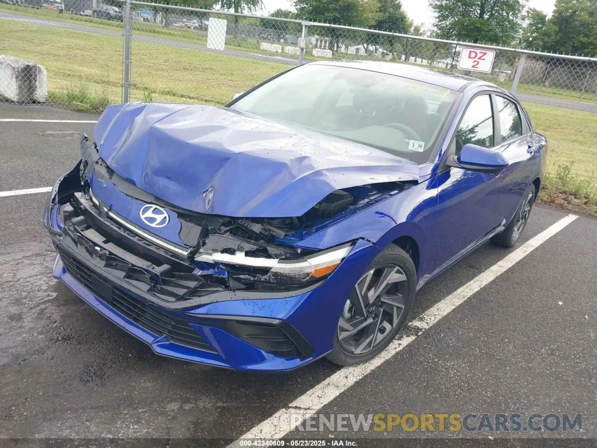 2 Photograph of a damaged car KMHLS4DG6RU812409 HYUNDAI ELANTRA 2024