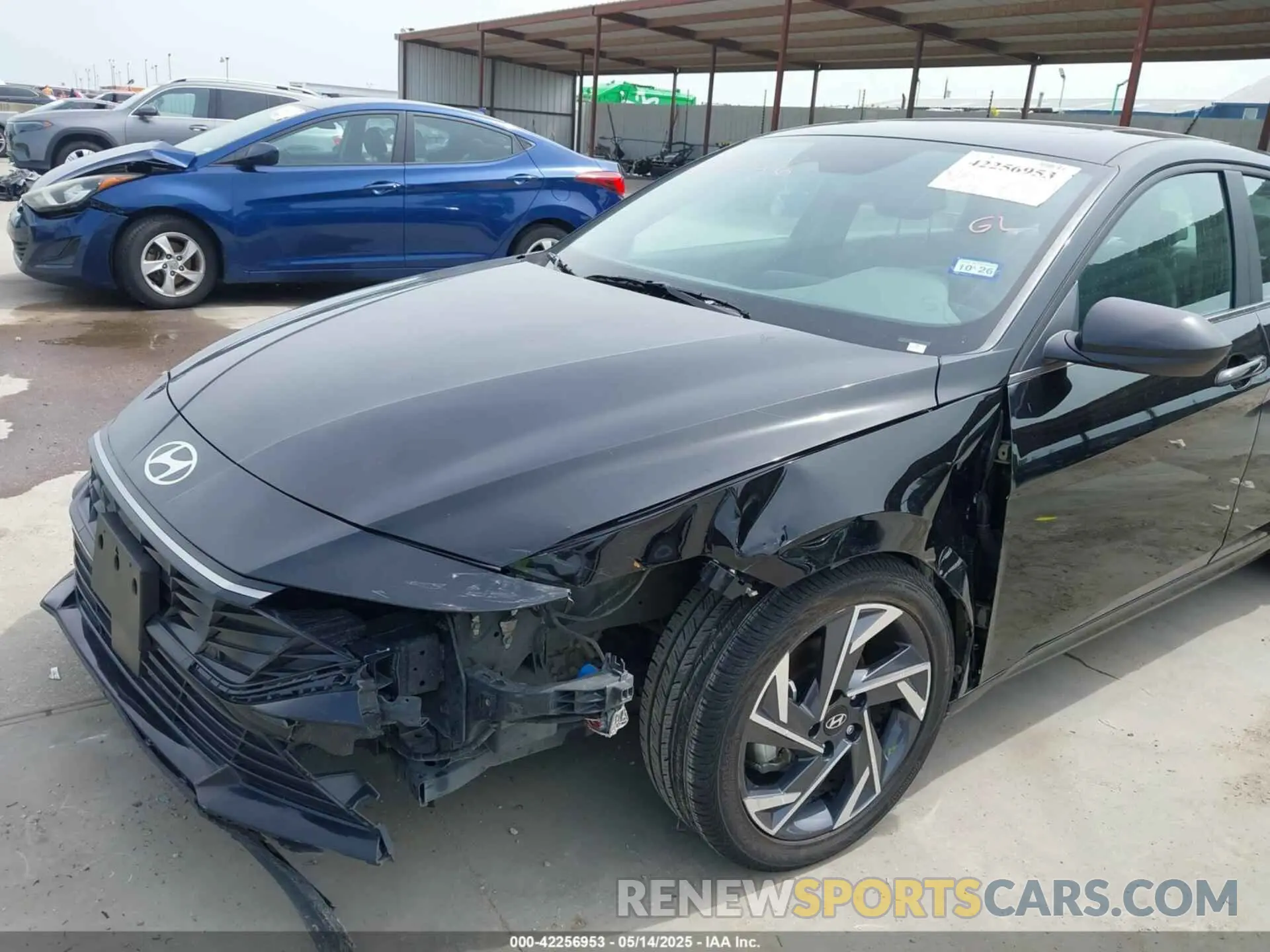 18 Photograph of a damaged car KMHLS4DG6RU825306 HYUNDAI ELANTRA 2024