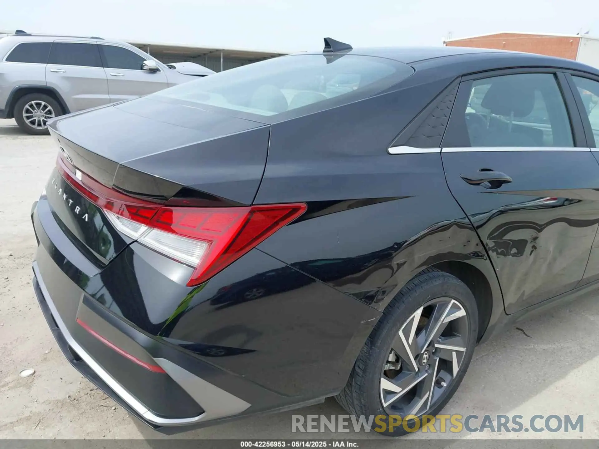 20 Photograph of a damaged car KMHLS4DG6RU825306 HYUNDAI ELANTRA 2024