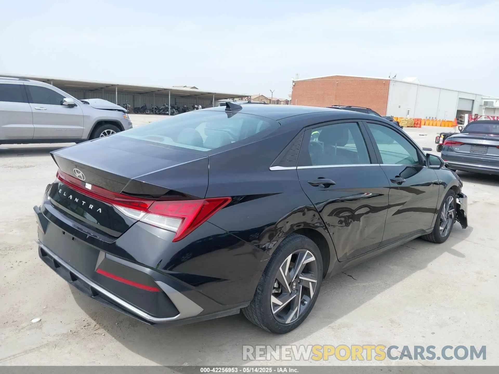 4 Photograph of a damaged car KMHLS4DG6RU825306 HYUNDAI ELANTRA 2024