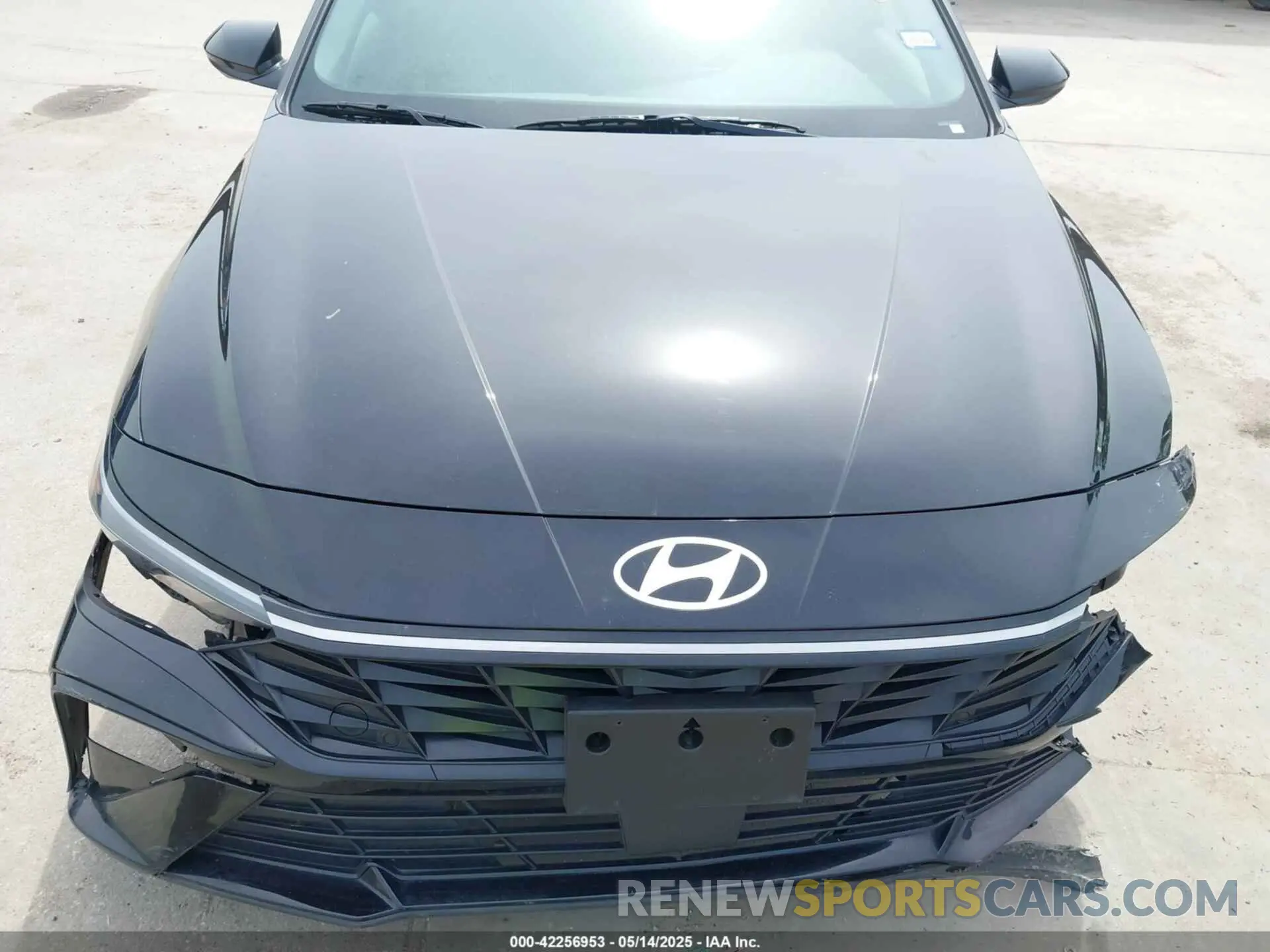 6 Photograph of a damaged car KMHLS4DG6RU825306 HYUNDAI ELANTRA 2024
