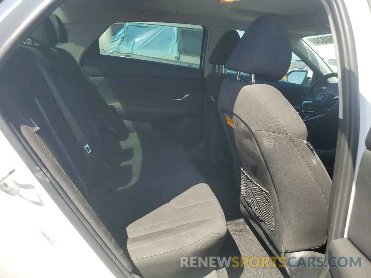 10 Photograph of a damaged car KMHLS4DG7RU652945 HYUNDAI ELANTRA 2024