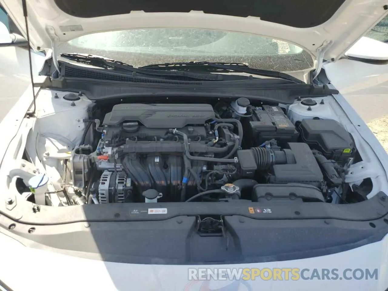 11 Photograph of a damaged car KMHLS4DG7RU652945 HYUNDAI ELANTRA 2024