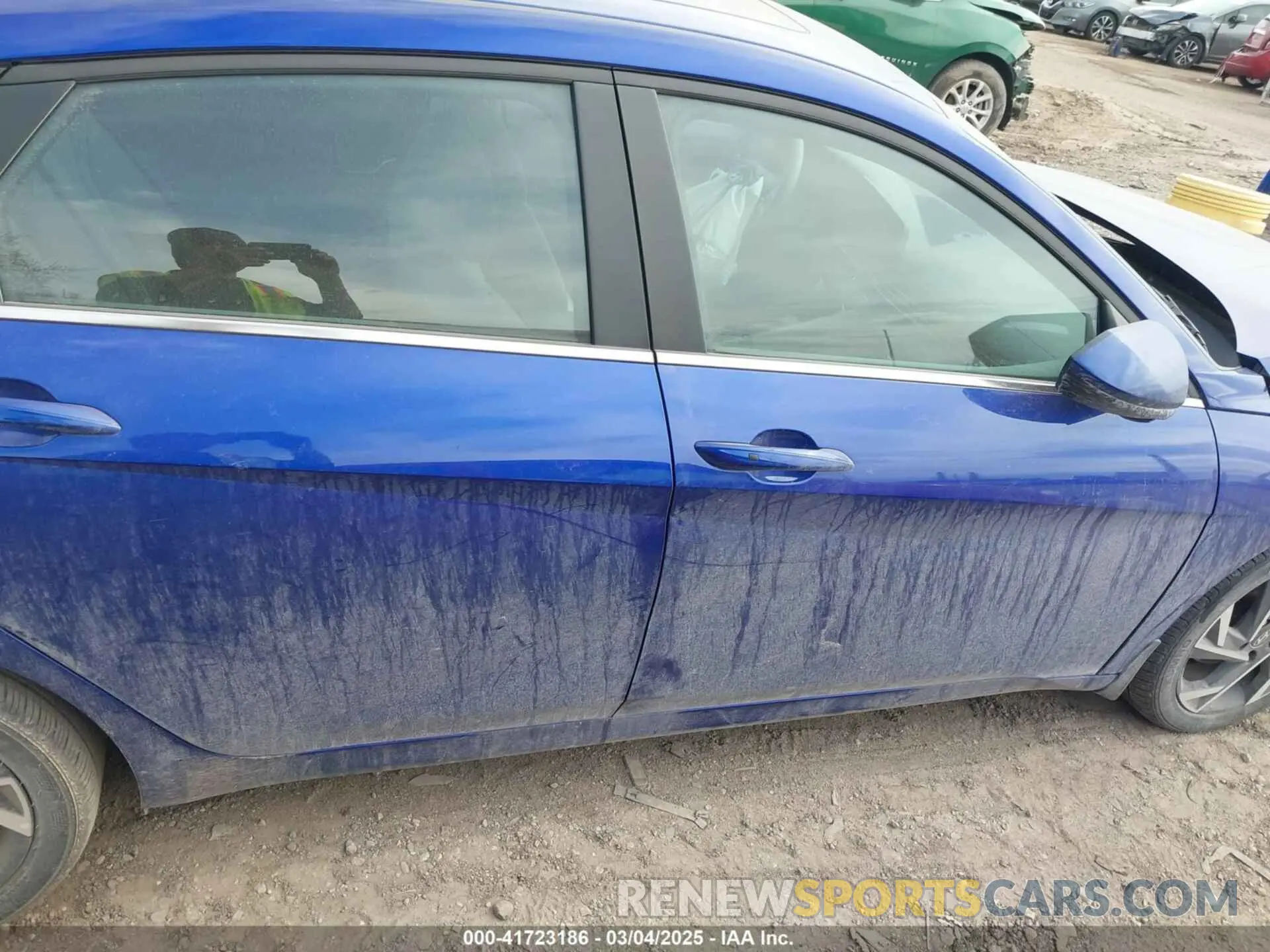 13 Photograph of a damaged car KMHLS4DG7RU789285 HYUNDAI ELANTRA 2024