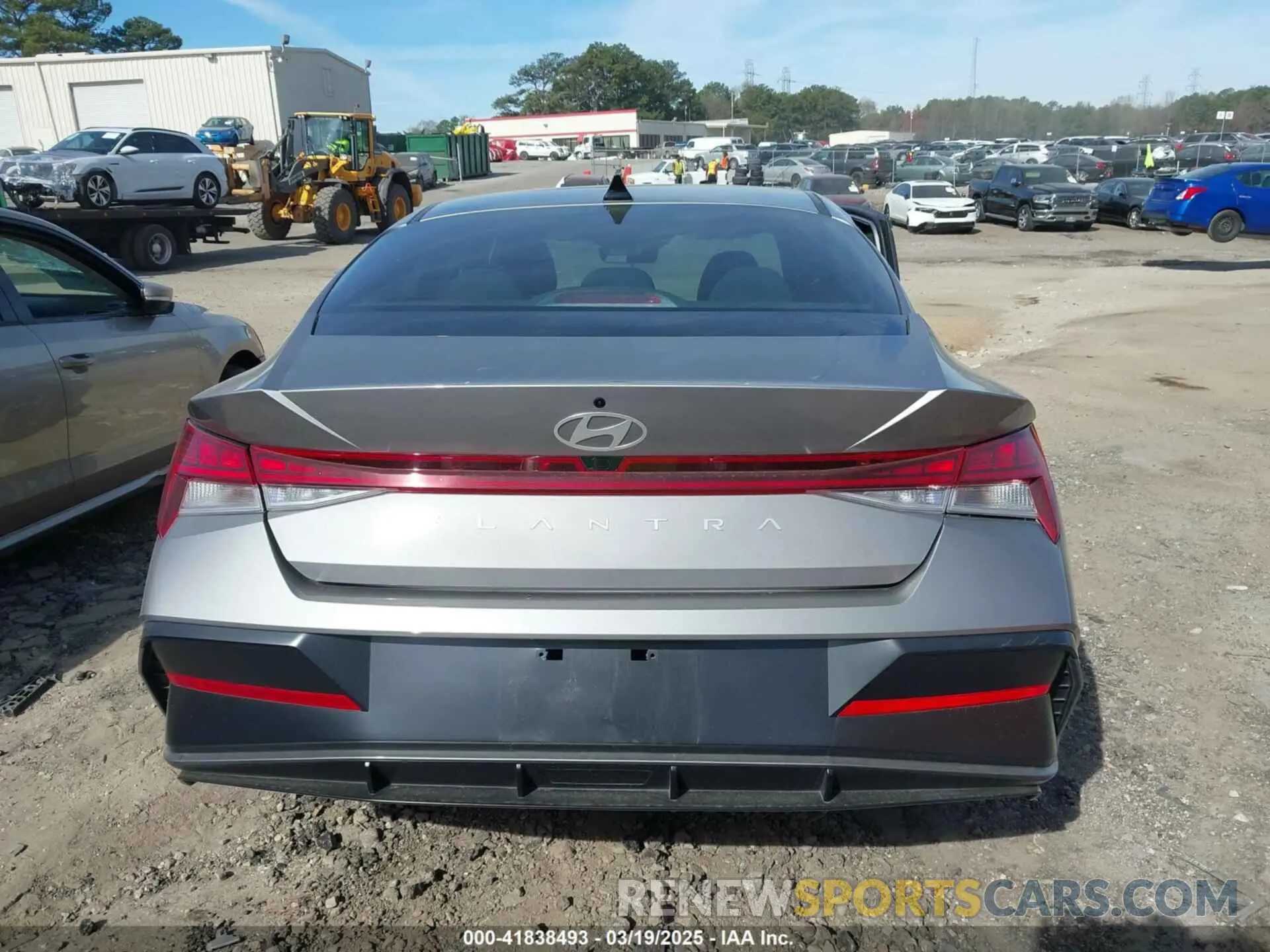 16 Photograph of a damaged car KMHLS4DG7RU807459 HYUNDAI ELANTRA 2024