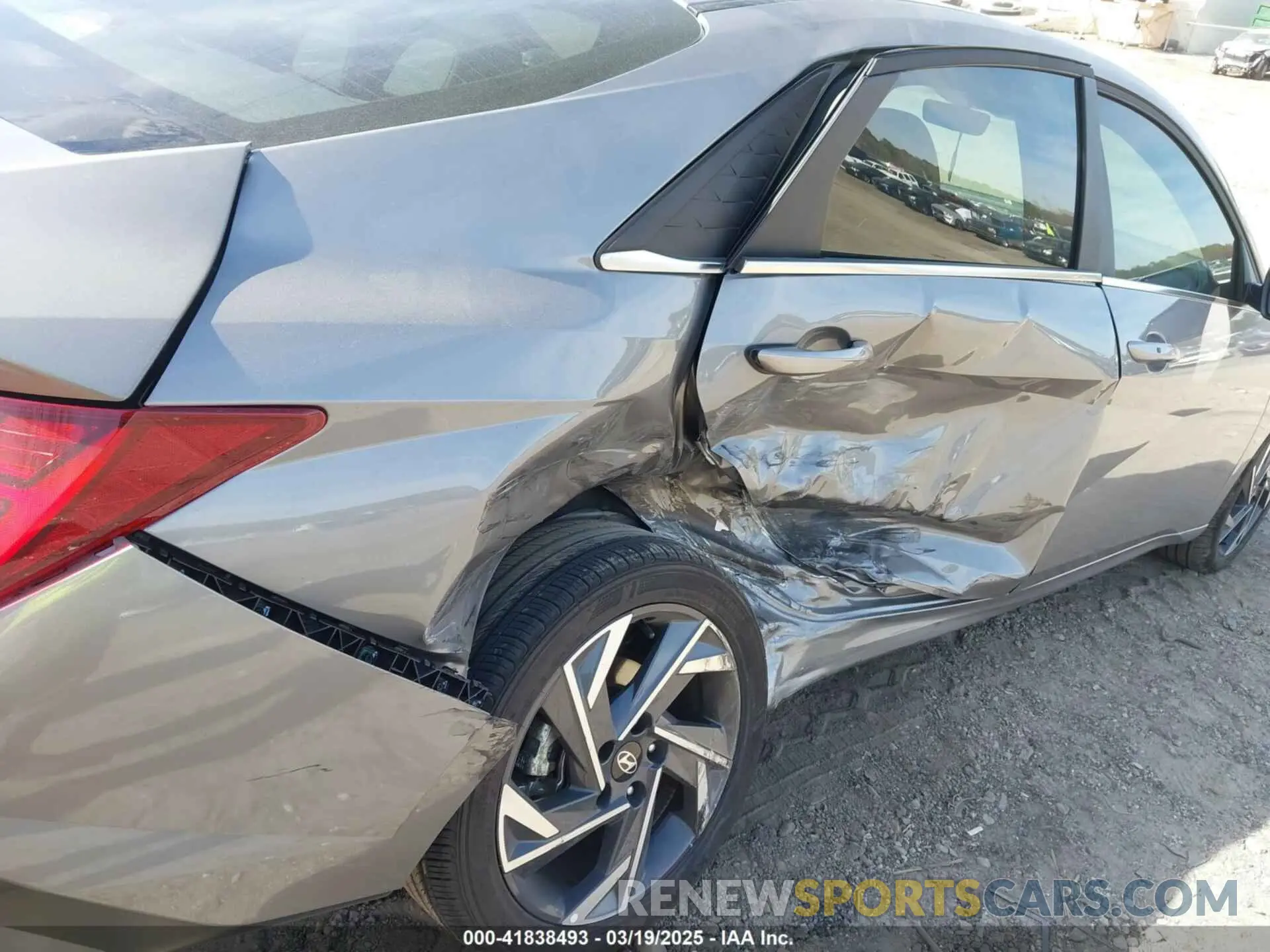 6 Photograph of a damaged car KMHLS4DG7RU807459 HYUNDAI ELANTRA 2024