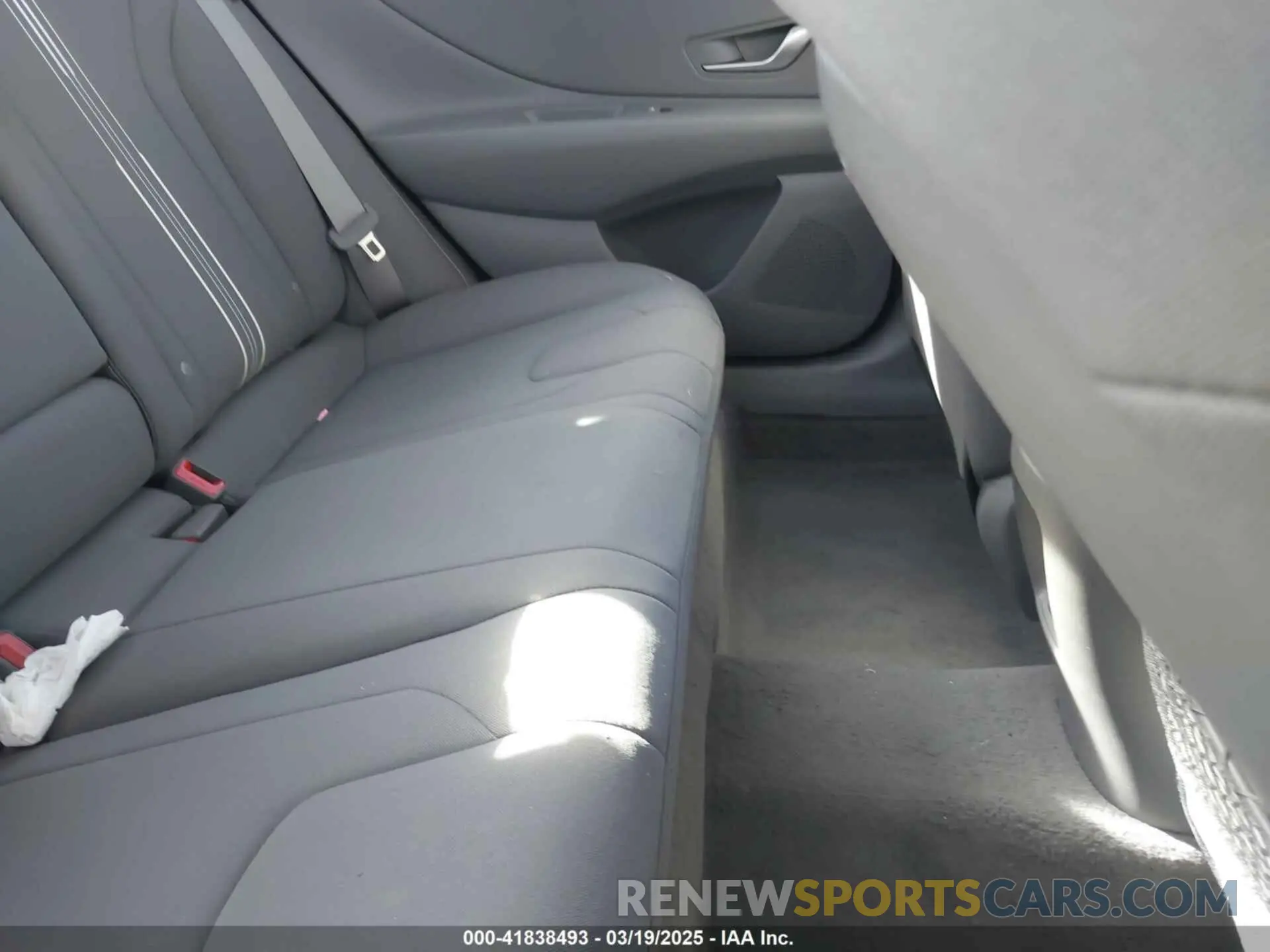 8 Photograph of a damaged car KMHLS4DG7RU807459 HYUNDAI ELANTRA 2024