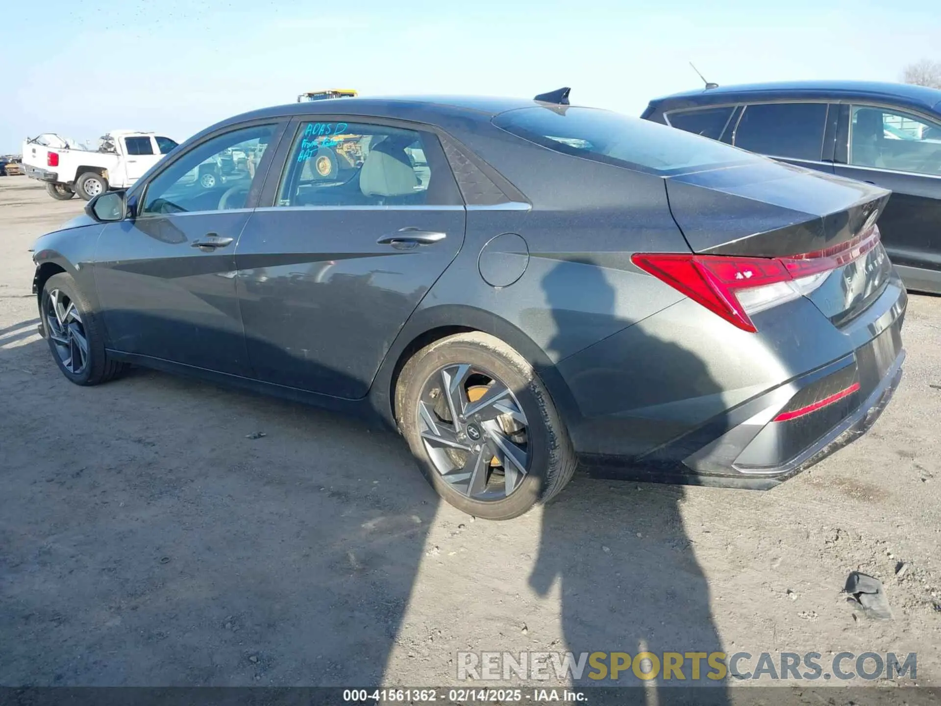 14 Photograph of a damaged car KMHLS4DG8RU727555 HYUNDAI ELANTRA 2024