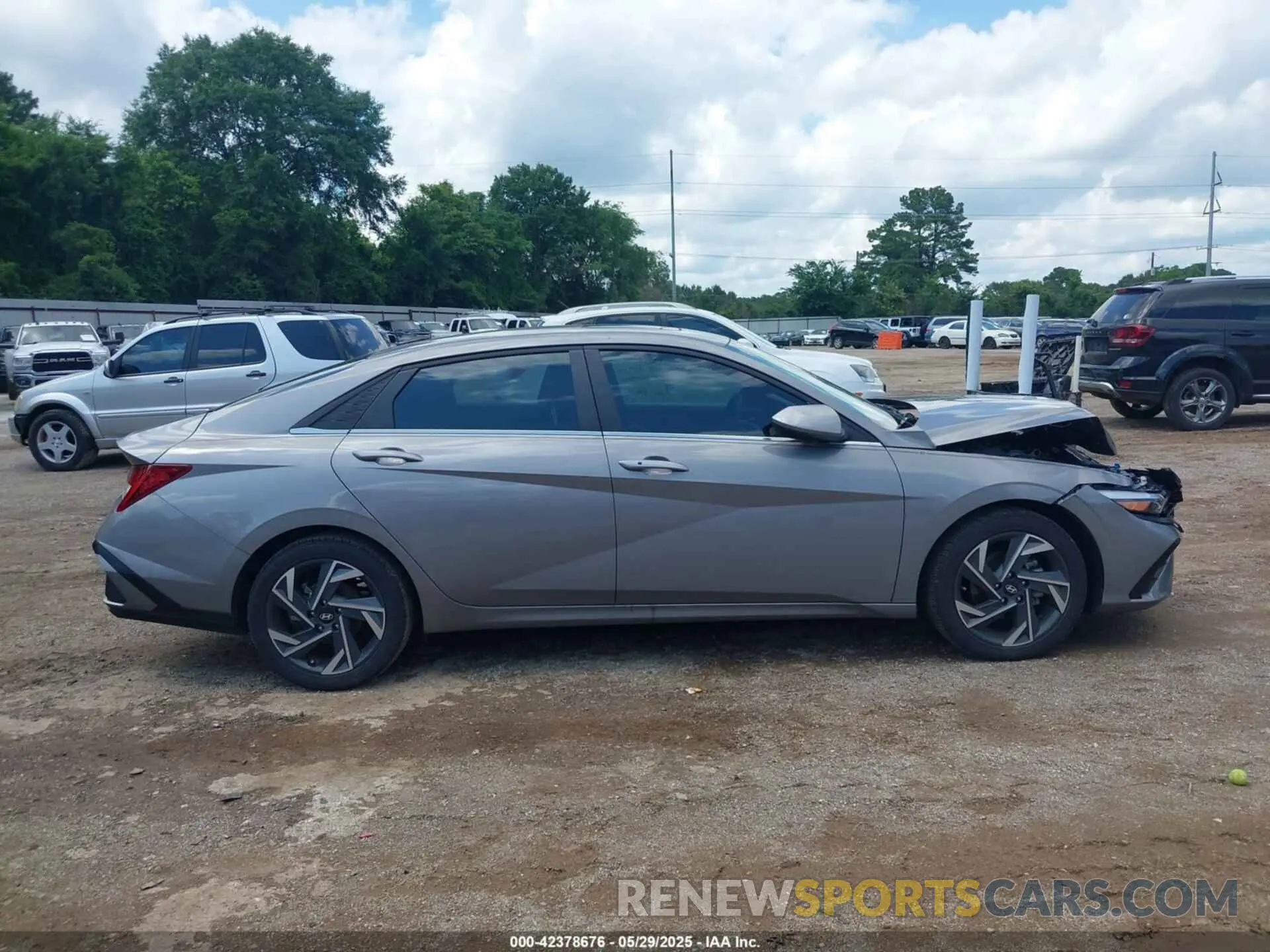 13 Photograph of a damaged car KMHLS4DG9RU786310 HYUNDAI ELANTRA 2024
