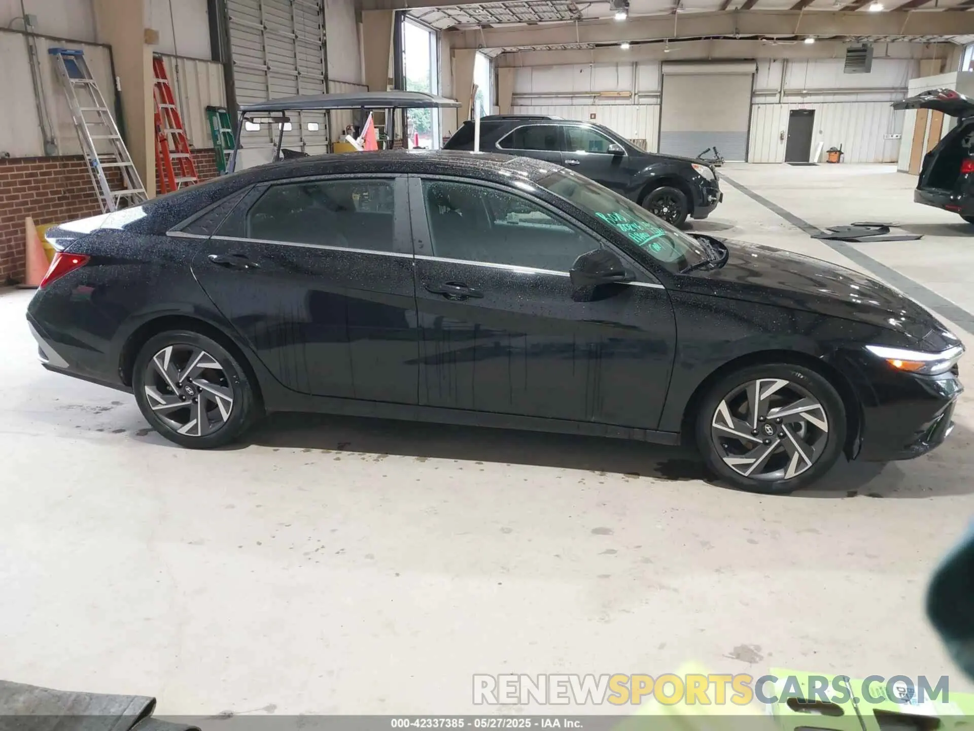 13 Photograph of a damaged car KMHLS4DGXRU647500 HYUNDAI ELANTRA 2024