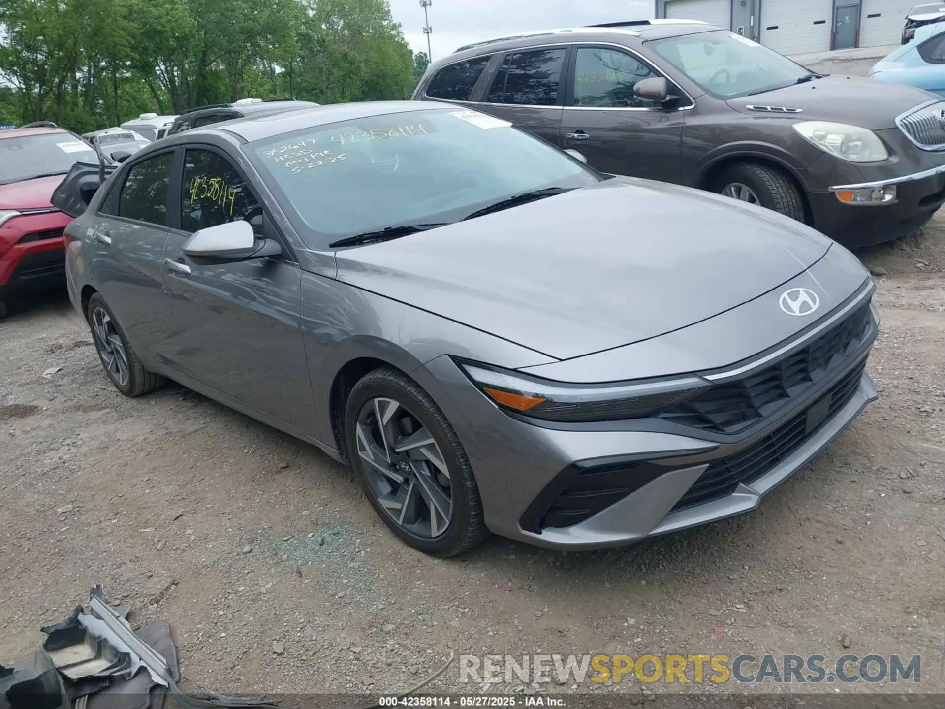 1 Photograph of a damaged car KMHLS4DGXRU697619 HYUNDAI ELANTRA 2024