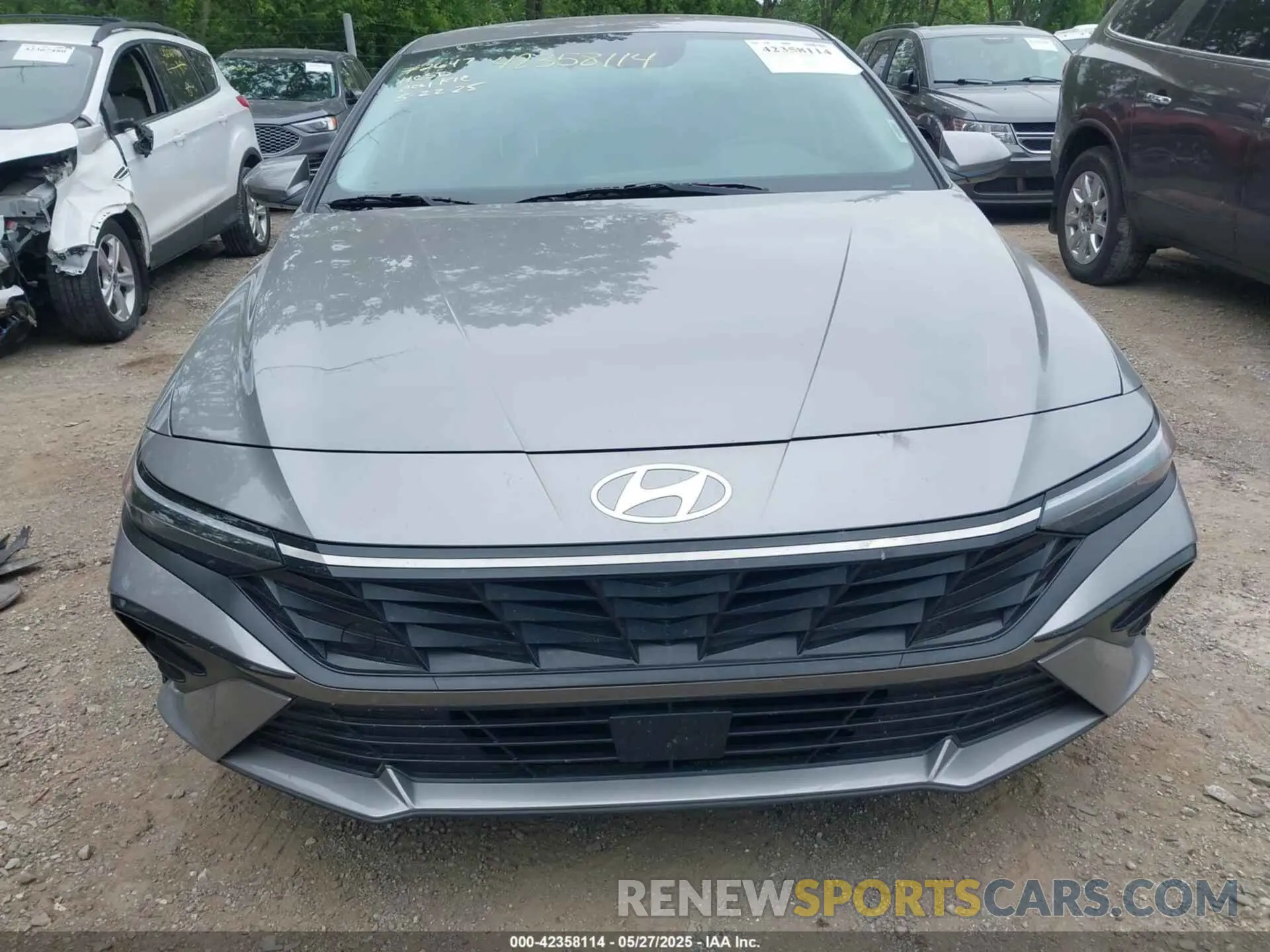 13 Photograph of a damaged car KMHLS4DGXRU697619 HYUNDAI ELANTRA 2024