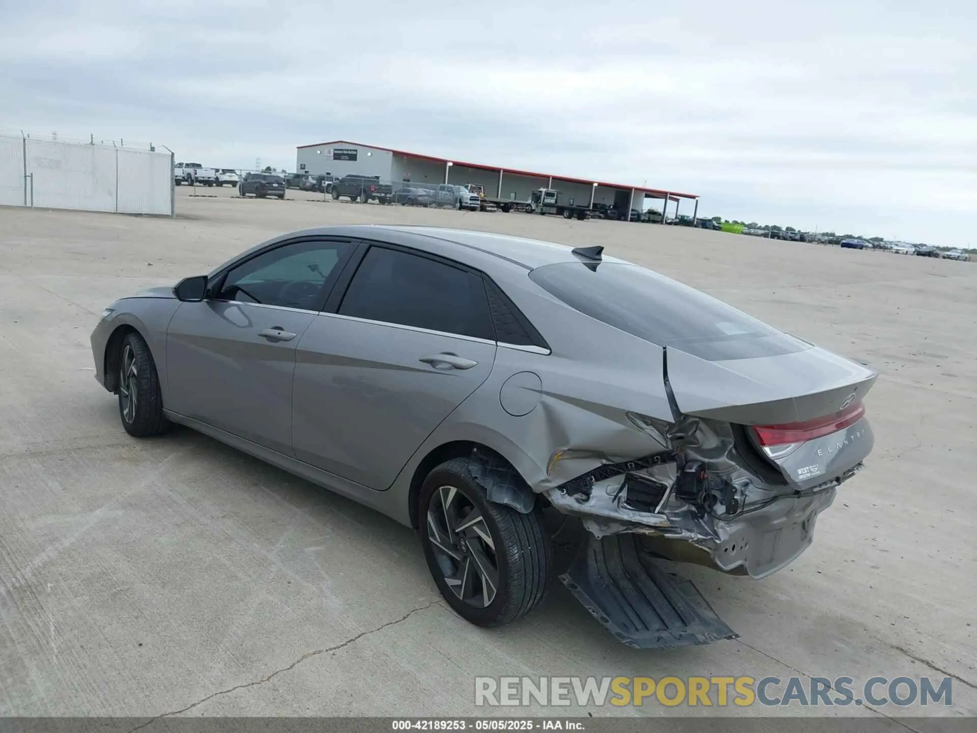 3 Photograph of a damaged car KMHLS4DGXRU717514 HYUNDAI ELANTRA 2024