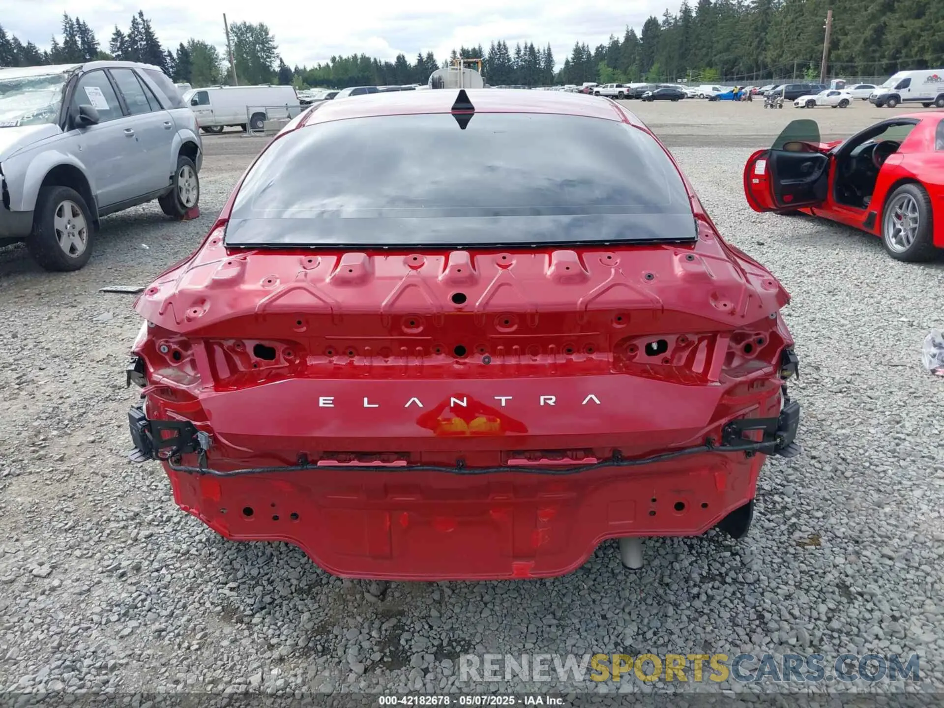 17 Photograph of a damaged car KMHLS4DGXRU787577 HYUNDAI ELANTRA 2024