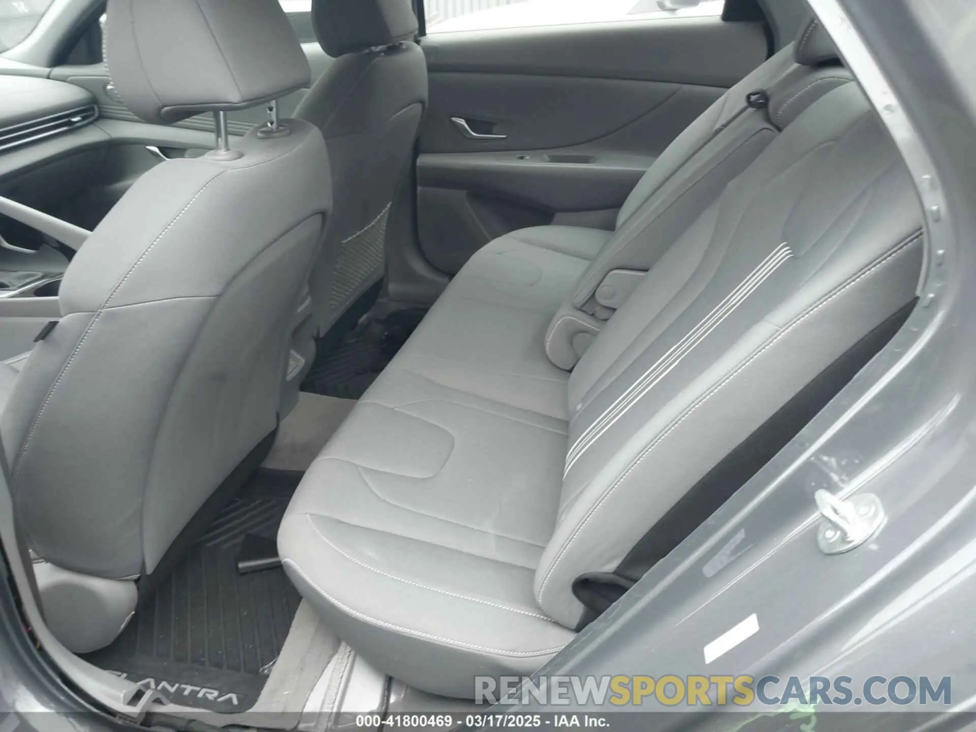 8 Photograph of a damaged car KMHLS4DGXRU809075 HYUNDAI ELANTRA 2024
