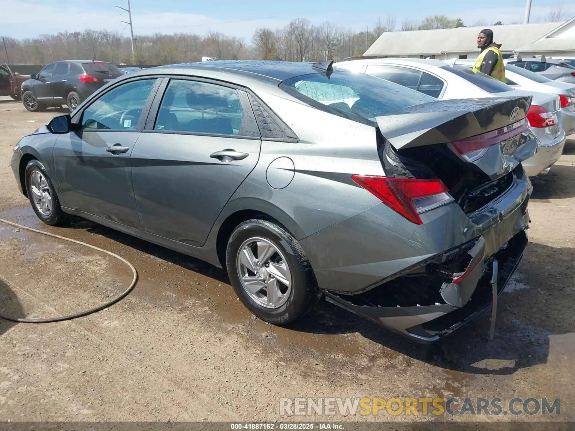 3 Photograph of a damaged car KMHLL4DG0SU855615 HYUNDAI ELANTRA 2025