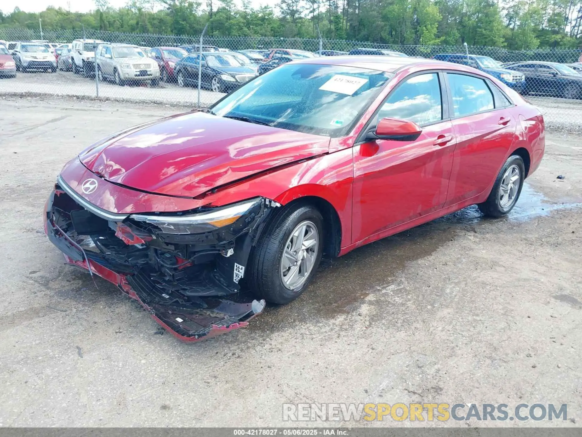 2 Photograph of a damaged car KMHLL4DG0SU867716 HYUNDAI ELANTRA 2025