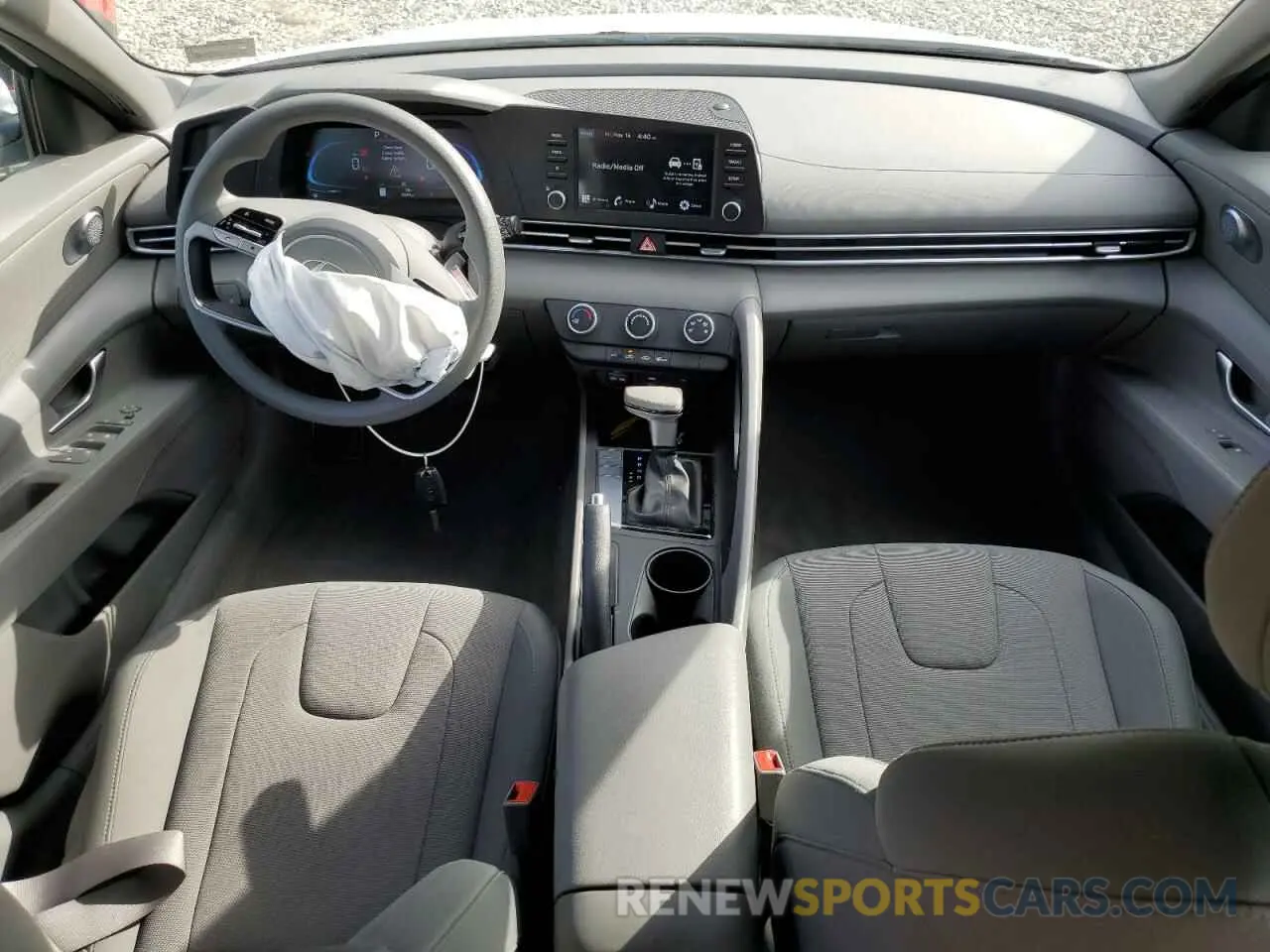 8 Photograph of a damaged car KMHLL4DG0SU898271 HYUNDAI ELANTRA 2025