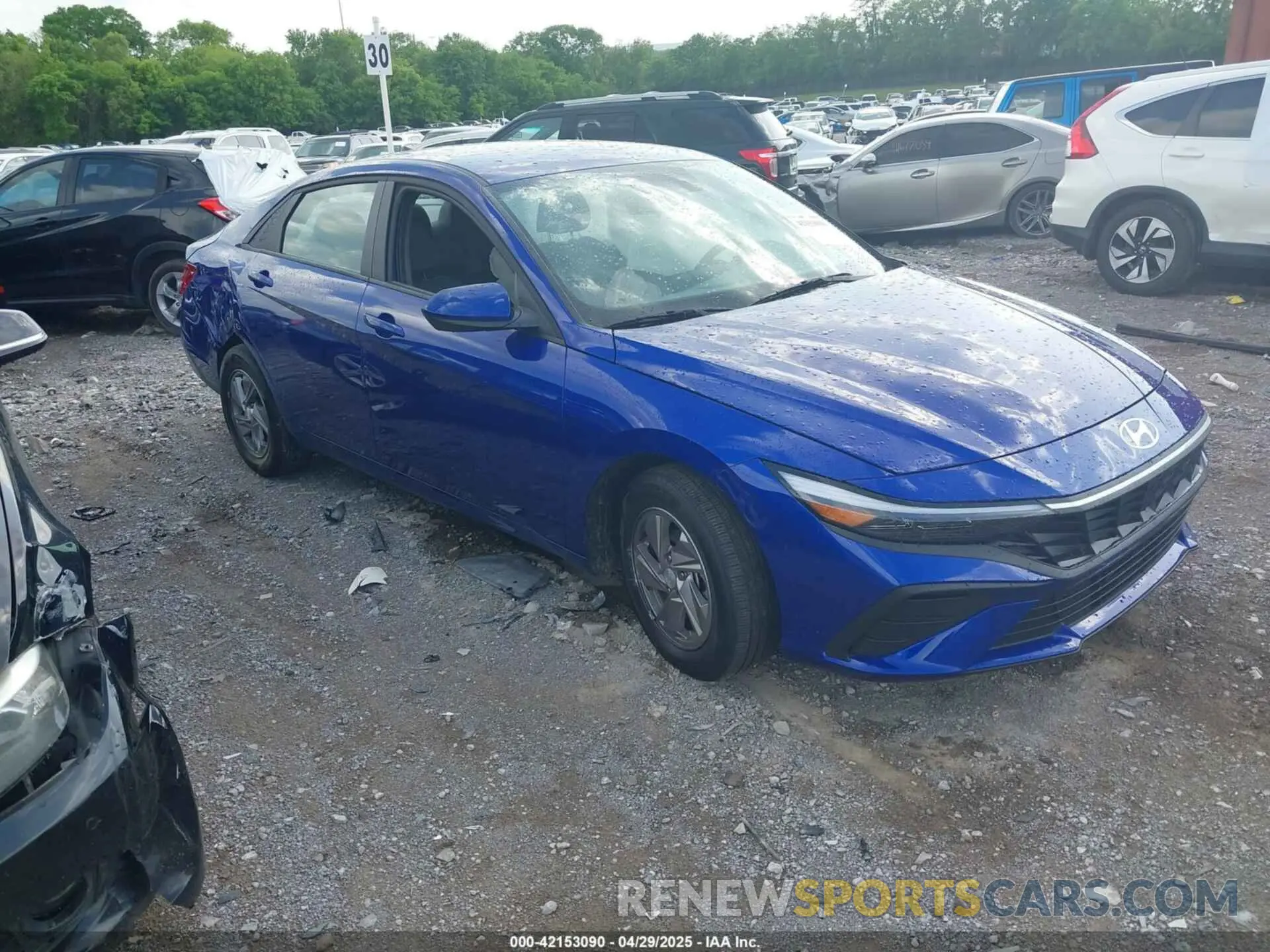 1 Photograph of a damaged car KMHLL4DG1SU859513 HYUNDAI ELANTRA 2025