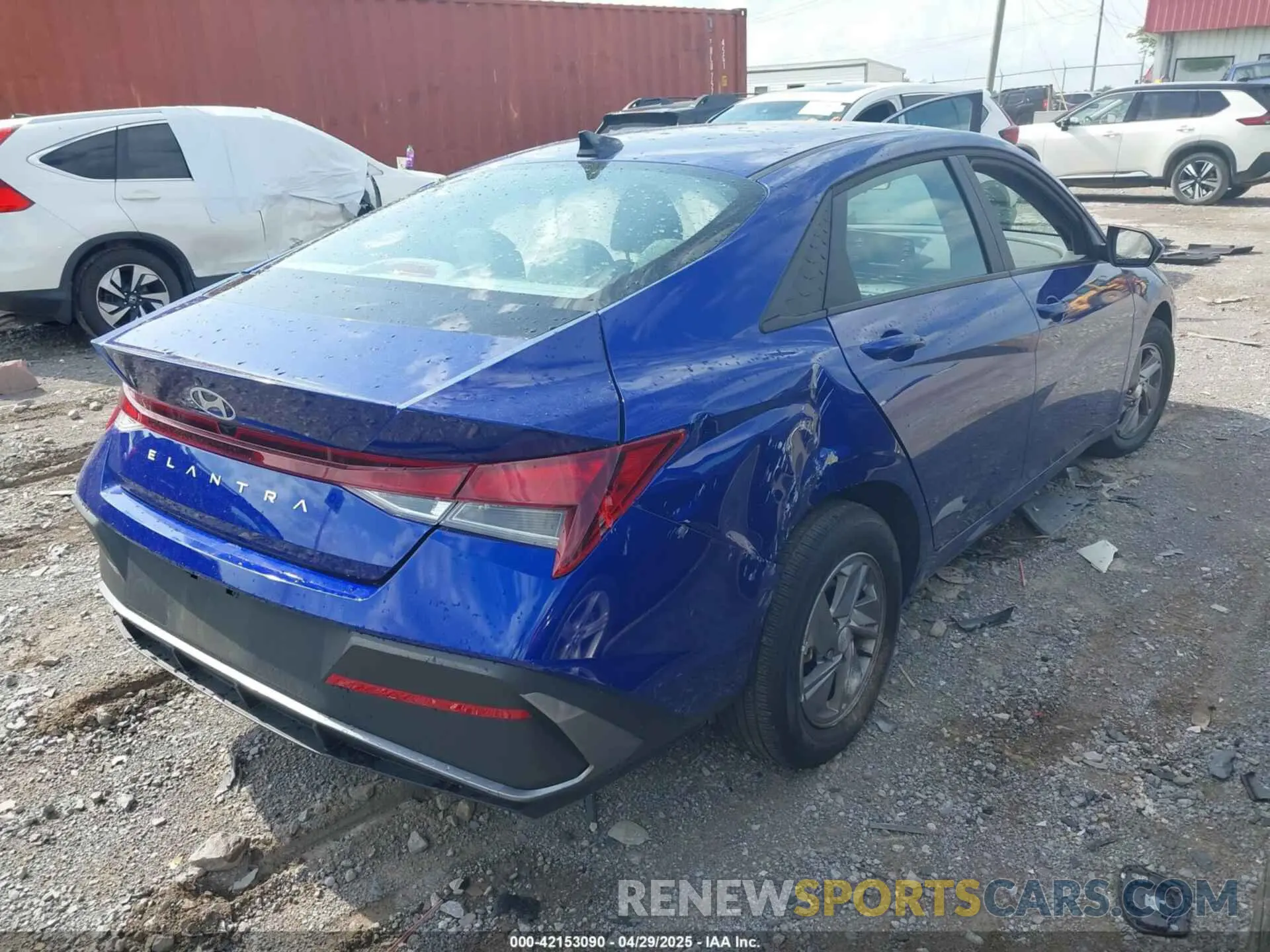 4 Photograph of a damaged car KMHLL4DG1SU859513 HYUNDAI ELANTRA 2025