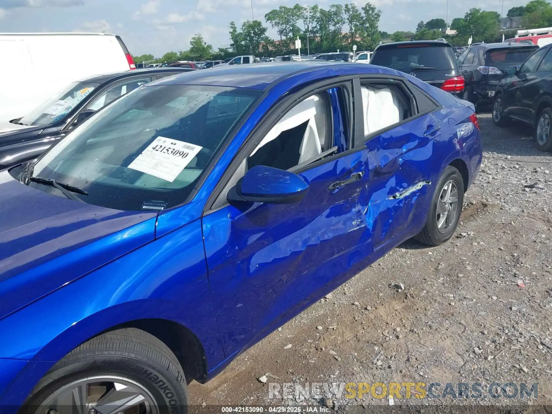 6 Photograph of a damaged car KMHLL4DG1SU859513 HYUNDAI ELANTRA 2025