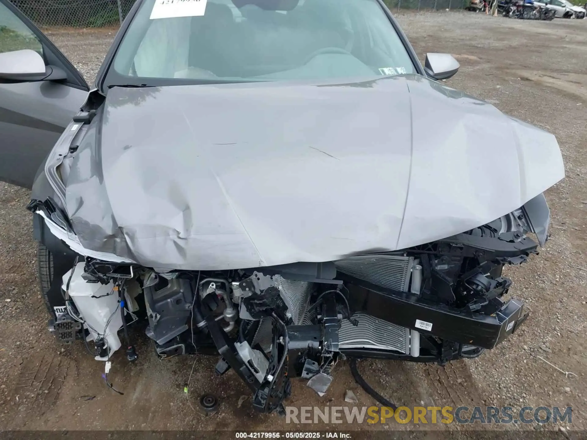10 Photograph of a damaged car KMHLL4DG2SU938379 HYUNDAI ELANTRA 2025