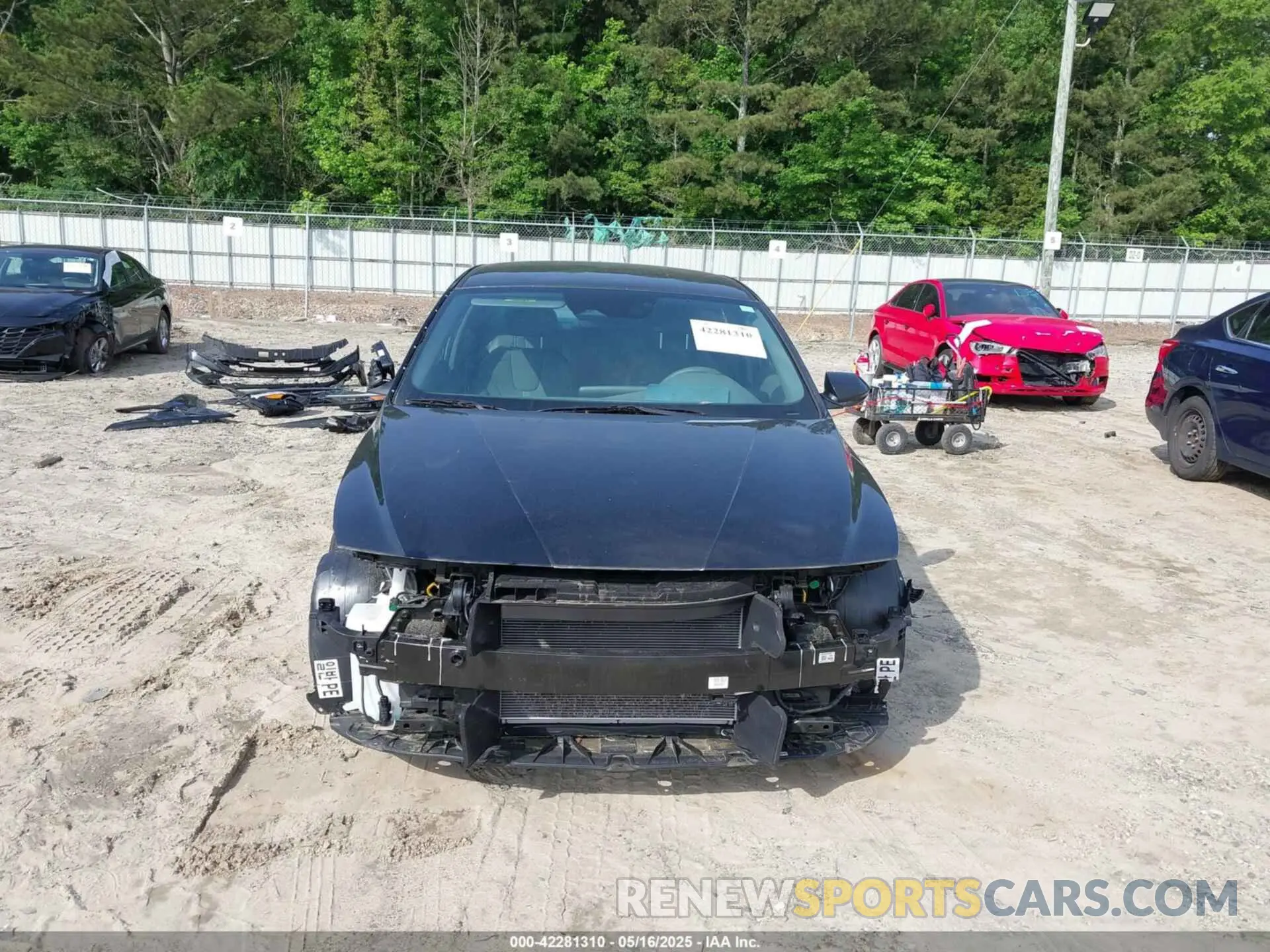 13 Photograph of a damaged car KMHLL4DG3SU887202 HYUNDAI ELANTRA 2025