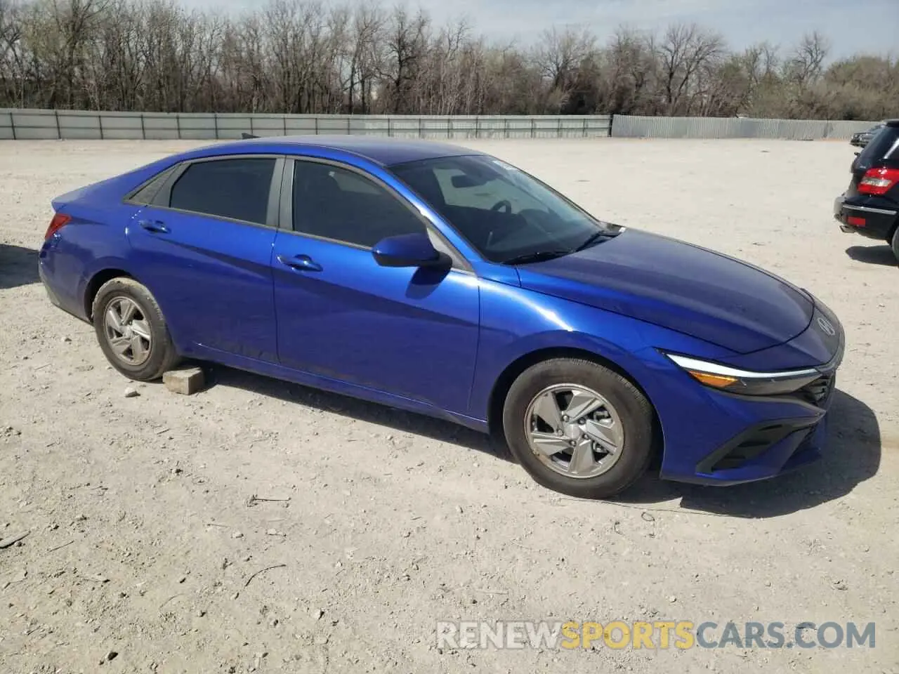 4 Photograph of a damaged car KMHLL4DG3SU917766 HYUNDAI ELANTRA 2025