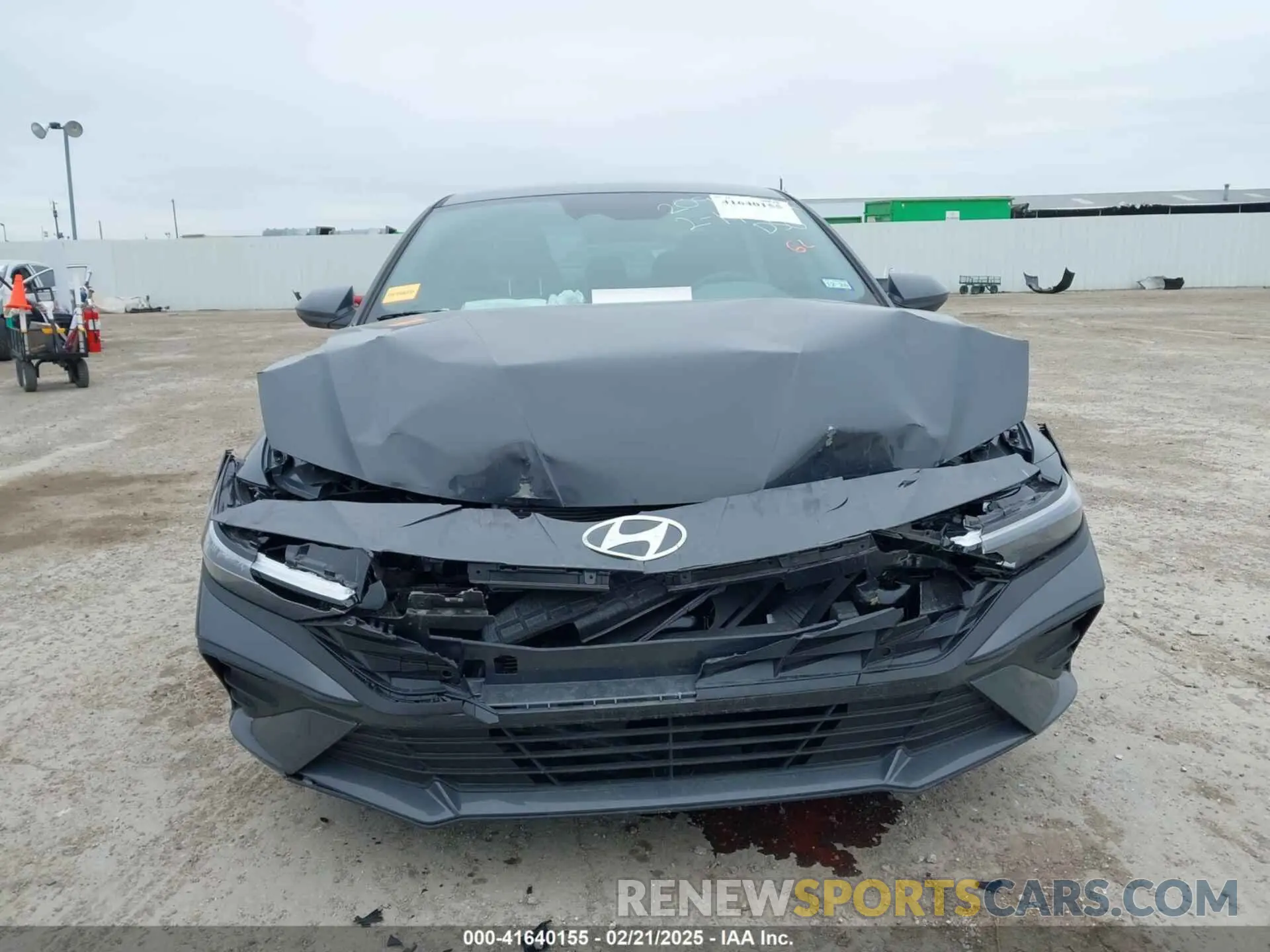 12 Photograph of a damaged car KMHLL4DG3SU918111 HYUNDAI ELANTRA 2025